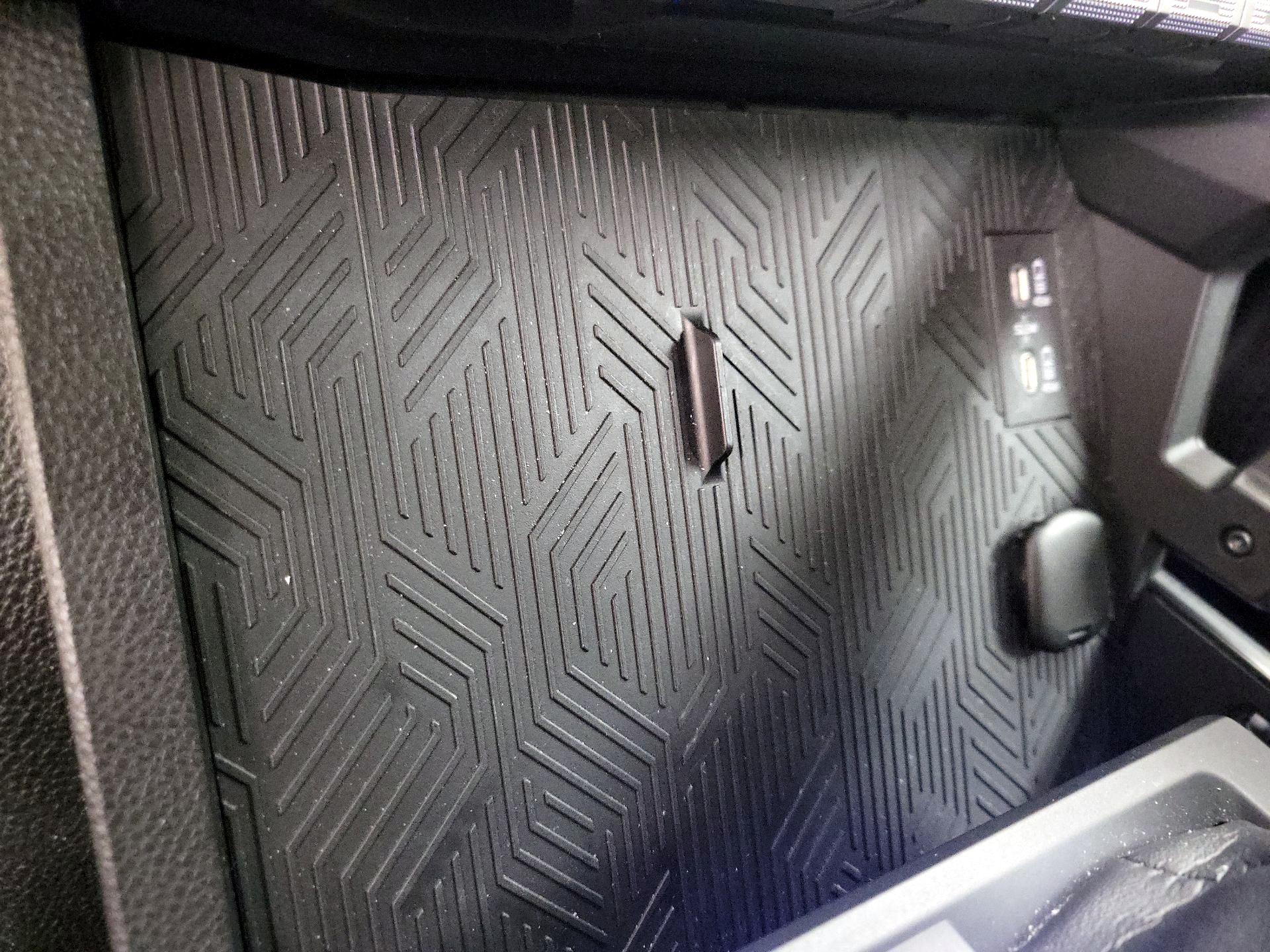 Thumbnail: 2024 Toyota Tacoma - 18