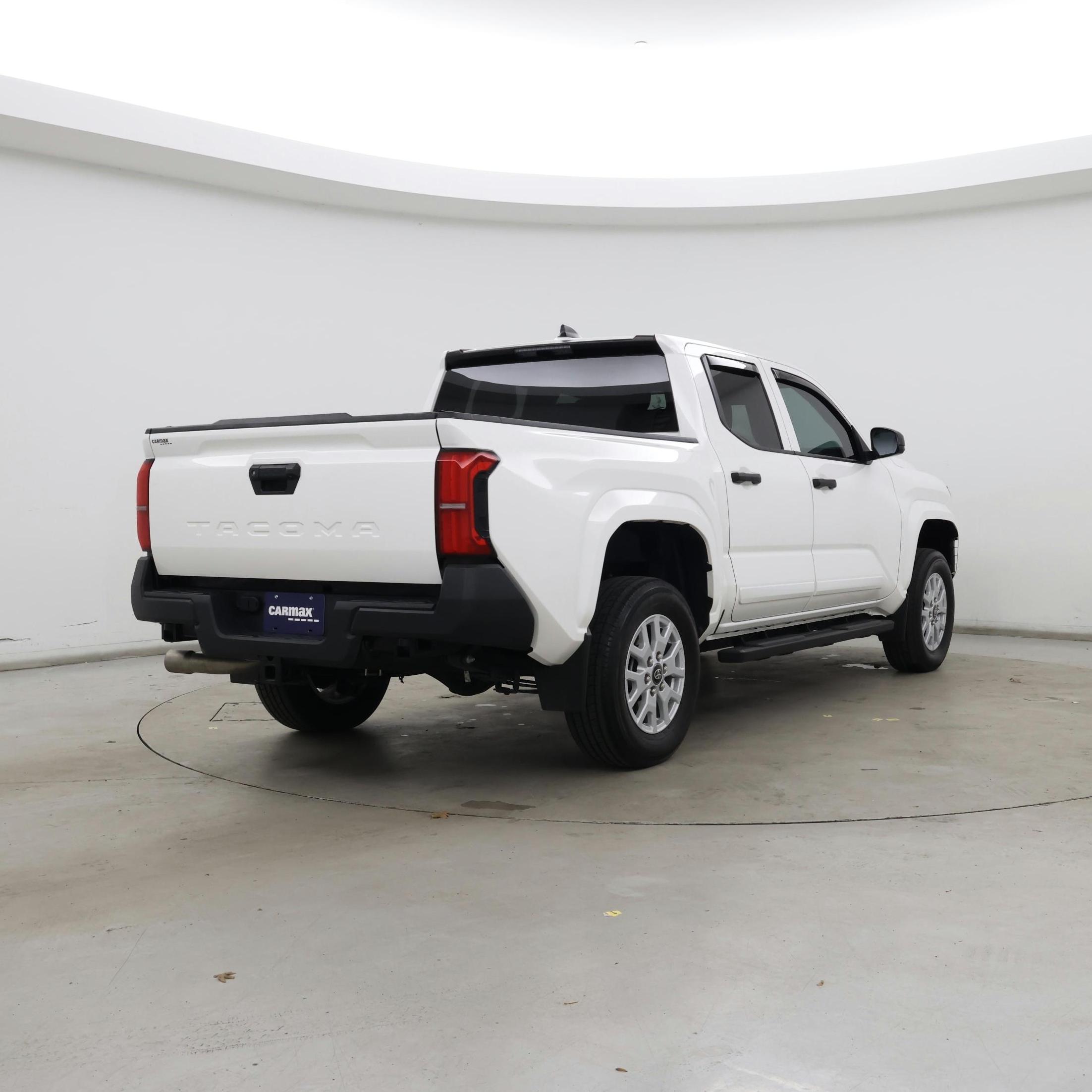 Thumbnail: 2024 Toyota Tacoma - 8