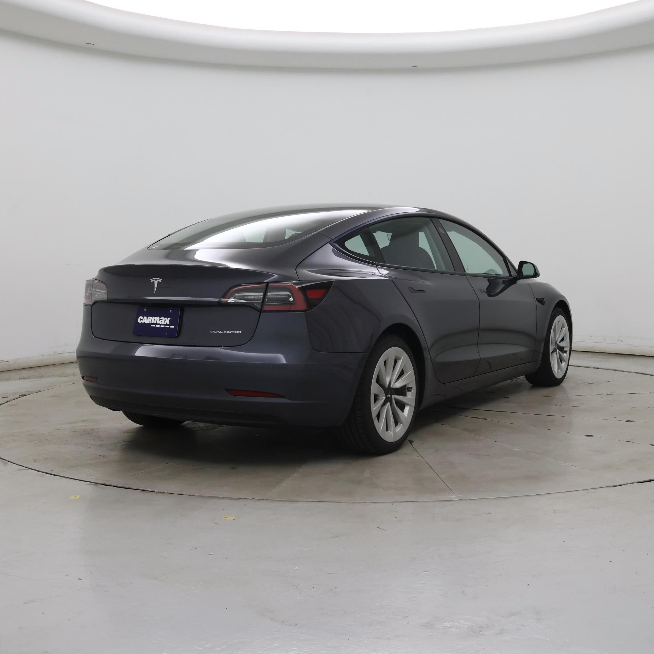 Thumbnail: 2022 Tesla Model 3 - 8