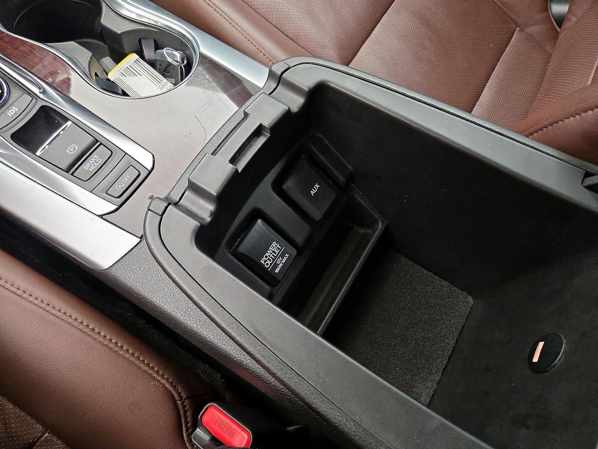 Thumbnail: 2015 Acura TLX - 19