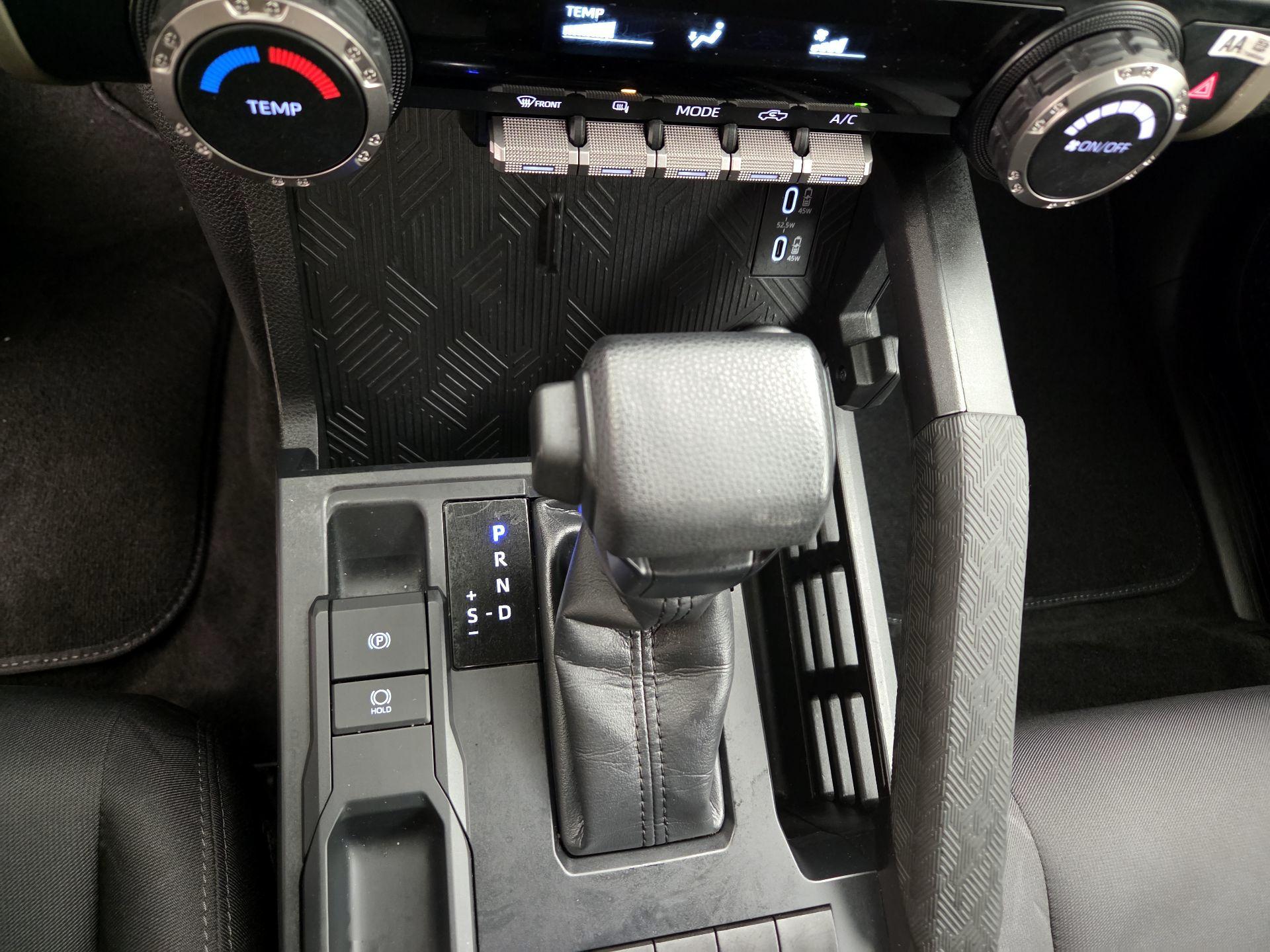 Thumbnail: 2024 Toyota Tacoma - 17