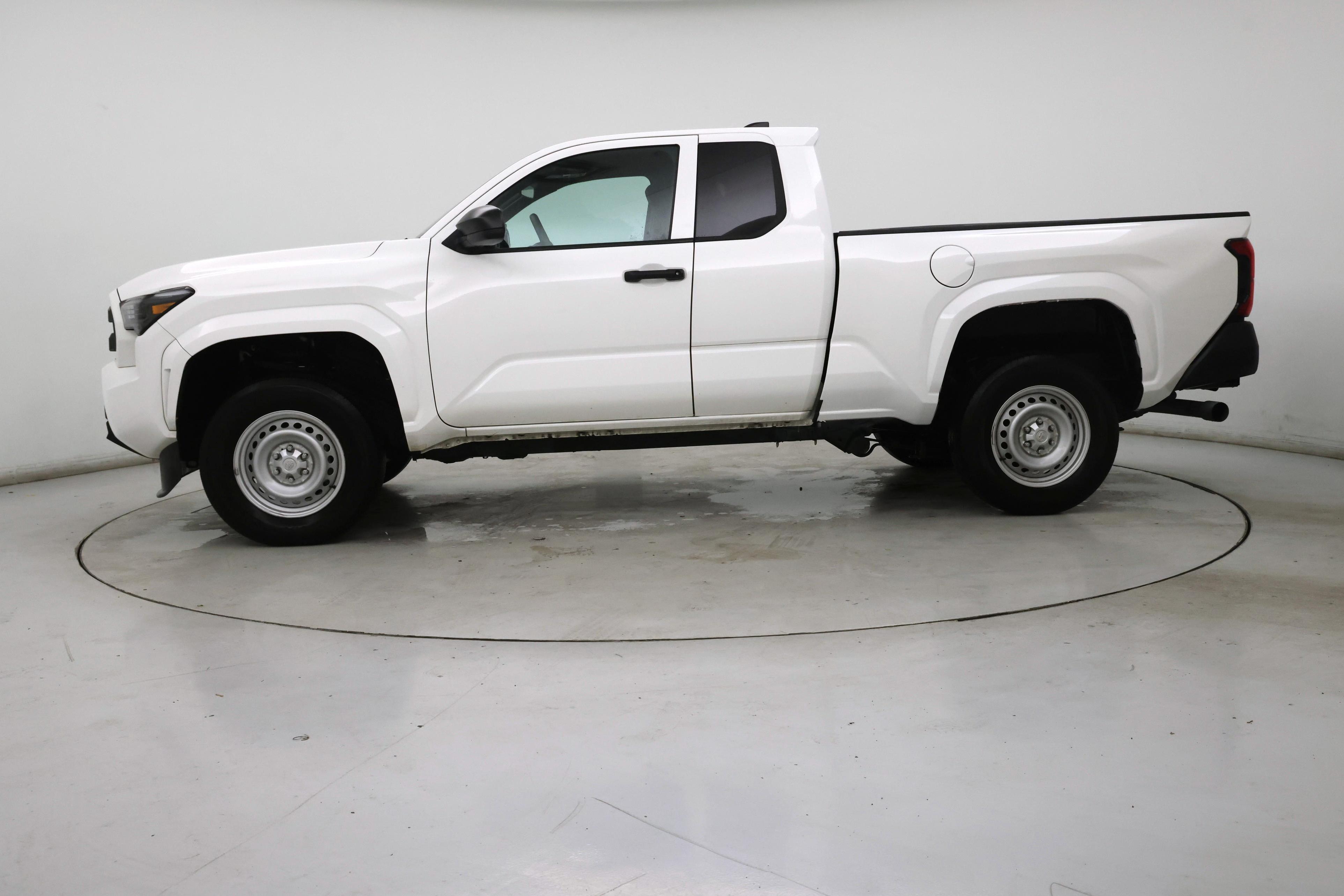 Thumbnail: 2024 Toyota Tacoma - 3