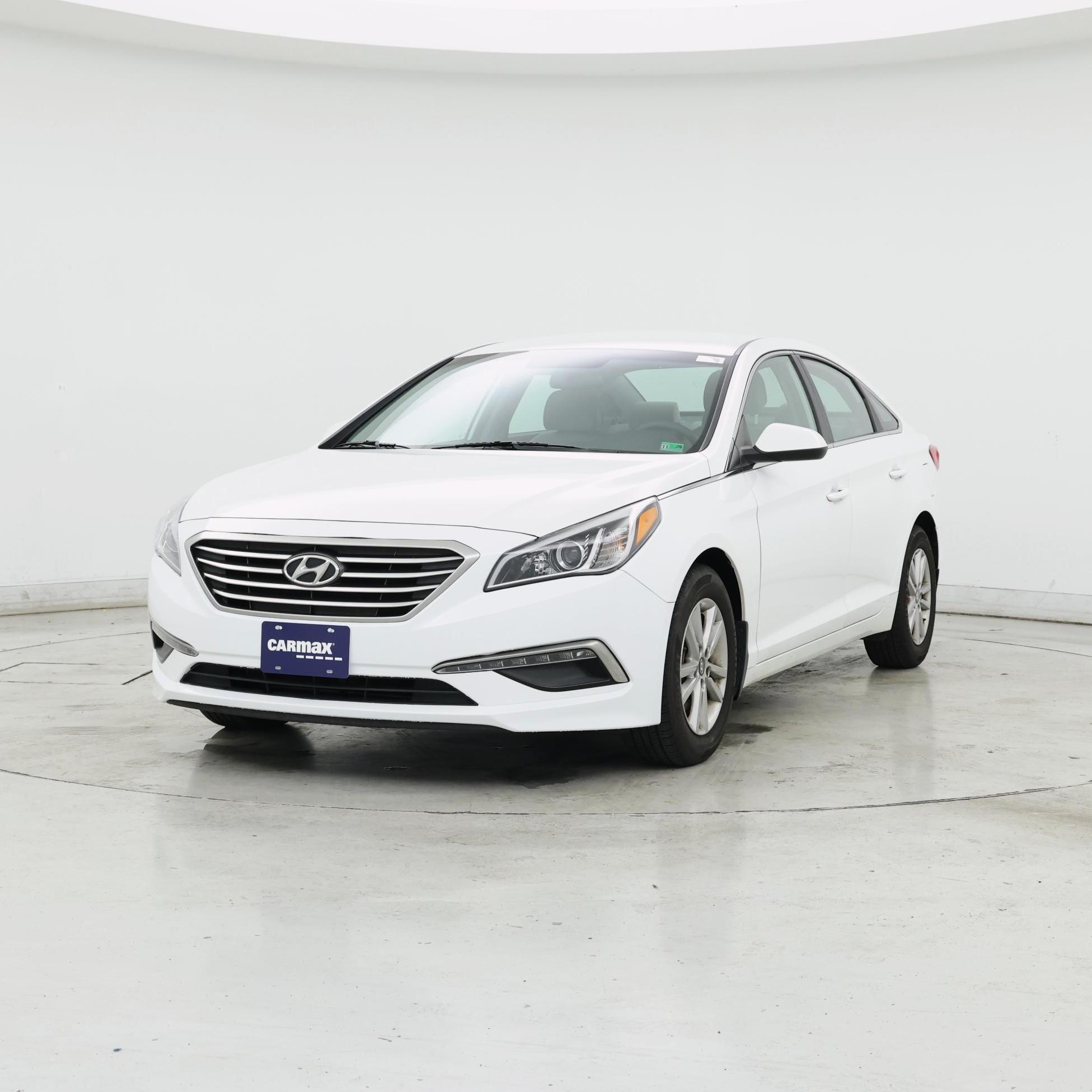 Thumbnail: 2015 Hyundai Sonata - 4