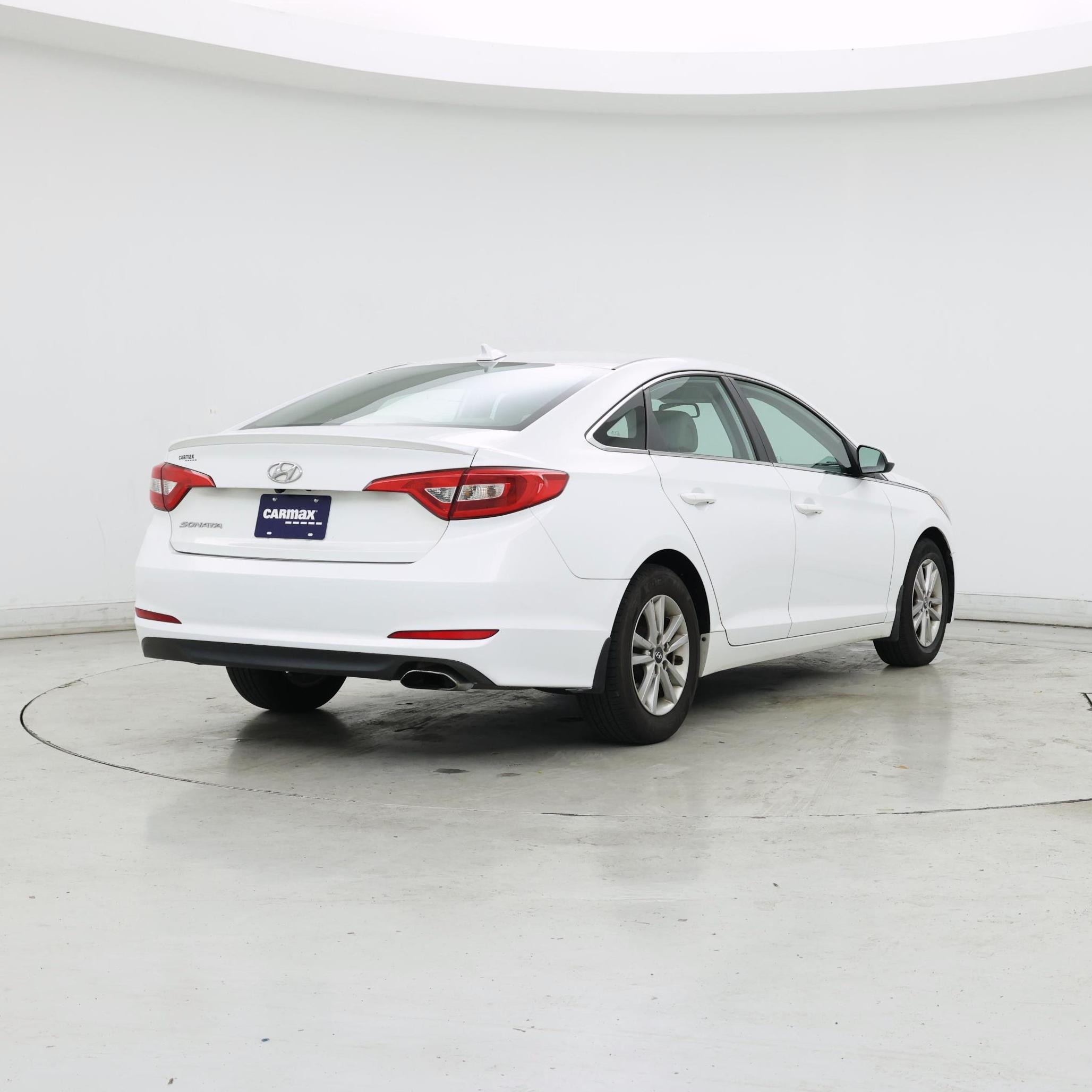 Thumbnail: 2015 Hyundai Sonata - 8