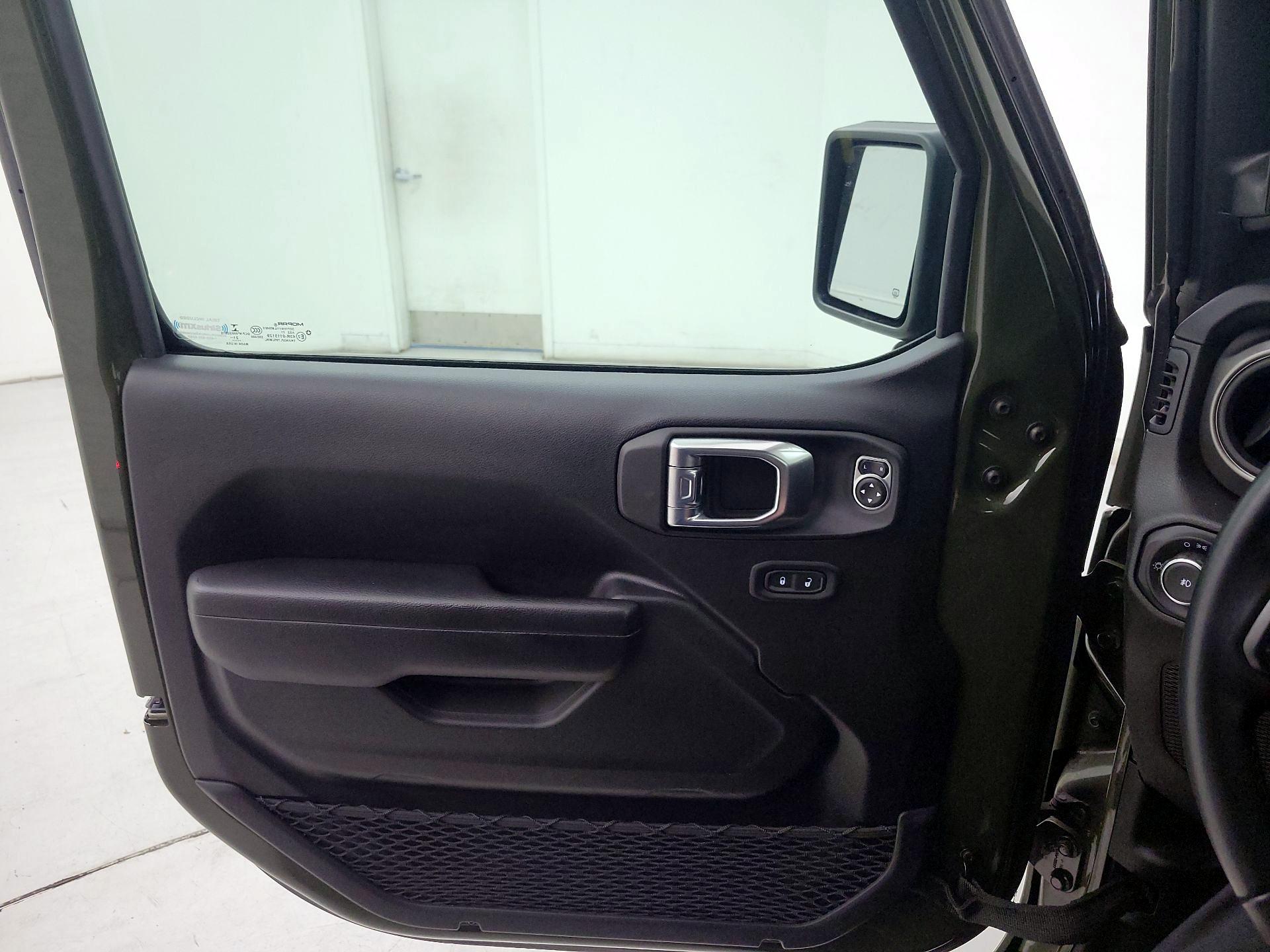 Thumbnail: 2021 Jeep Wrangler - 12