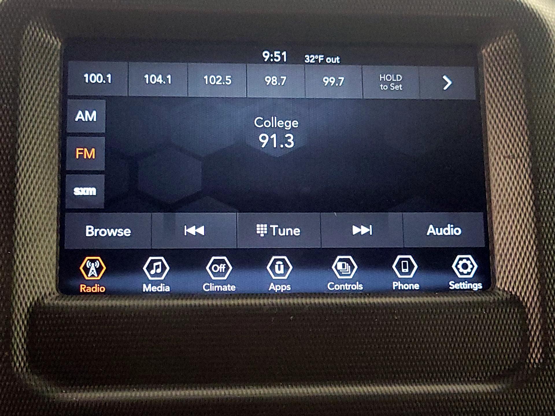 Thumbnail: 2021 Jeep Wrangler - 15