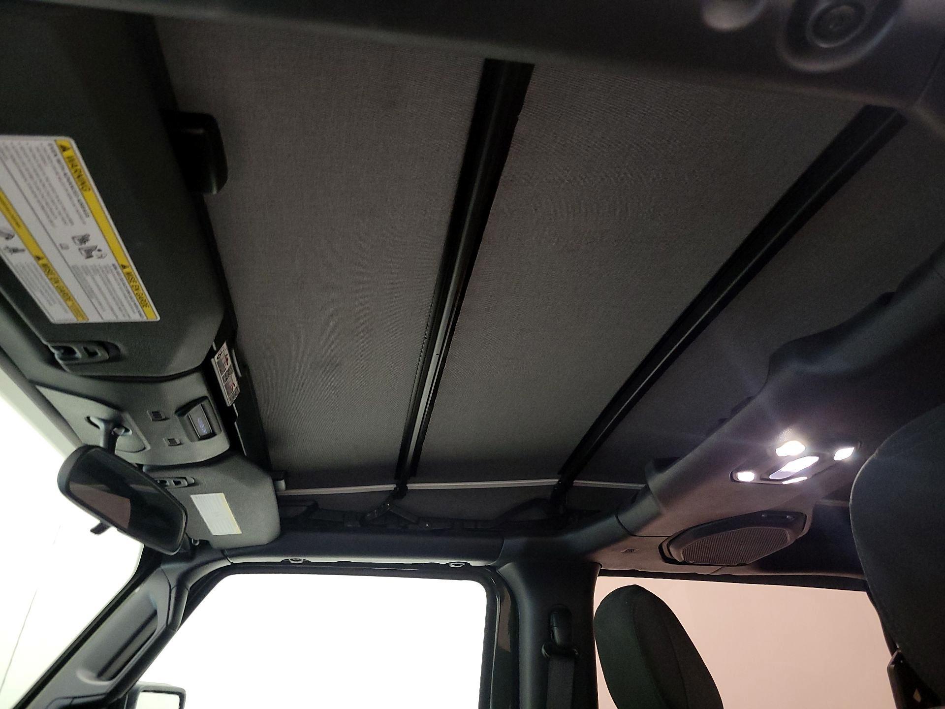 Thumbnail: 2021 Jeep Wrangler - 19