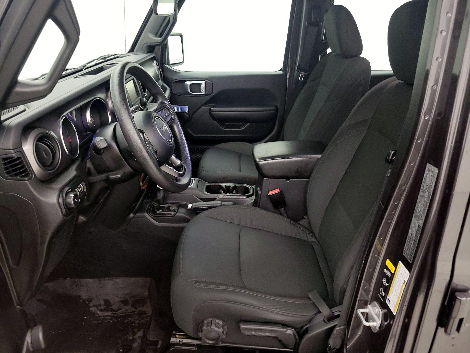 Thumbnail: 2021 Jeep Wrangler - 11