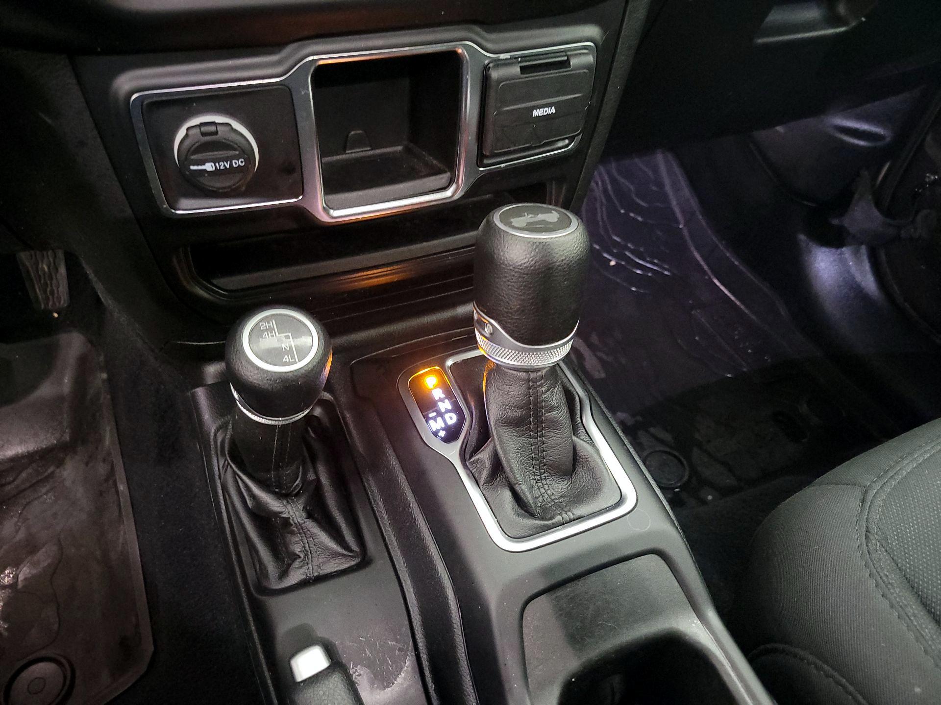 Thumbnail: 2021 Jeep Wrangler - 17