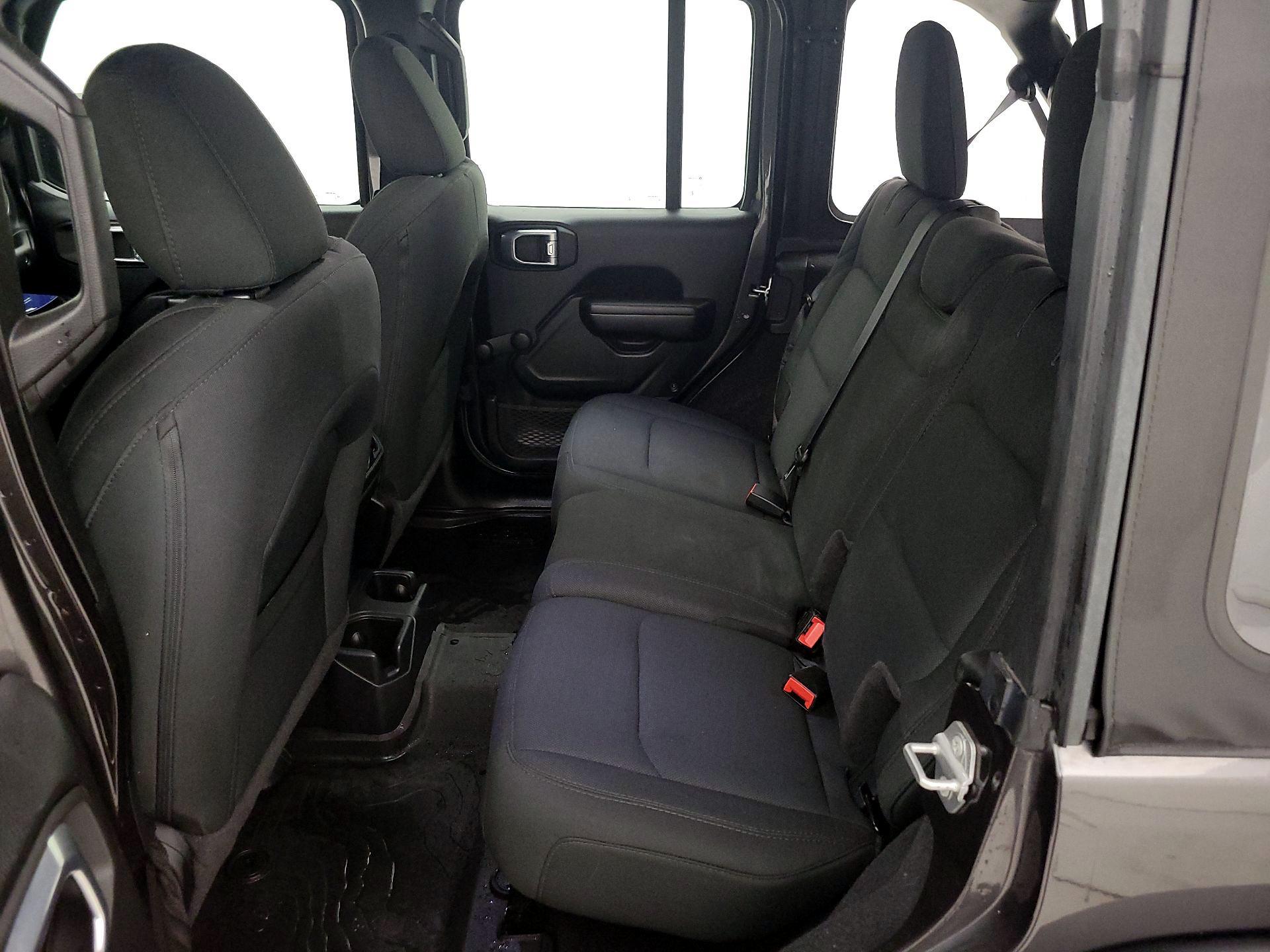 Thumbnail: 2021 Jeep Wrangler - 19