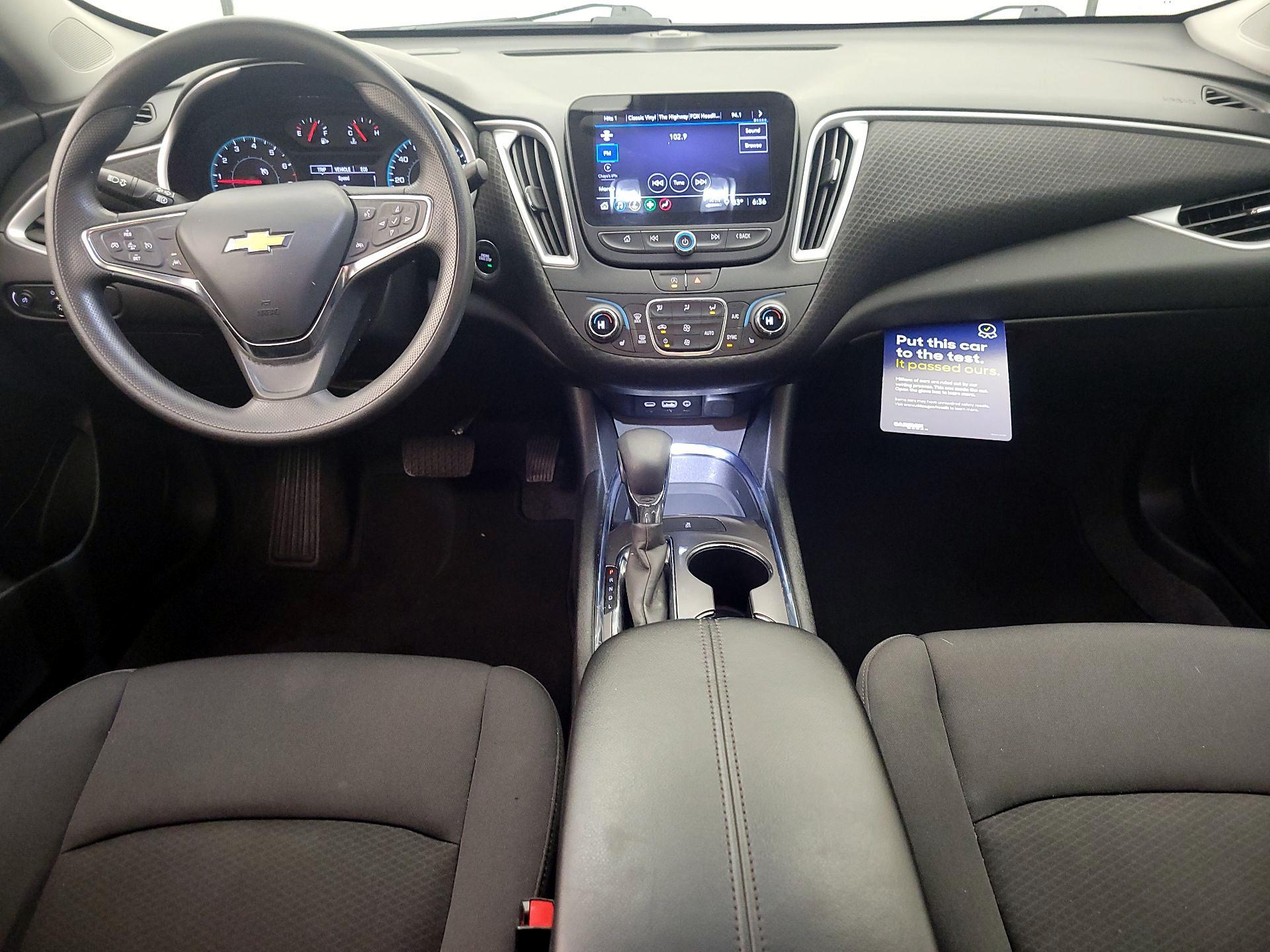 Thumbnail: 2023 Chevrolet Malibu - 9