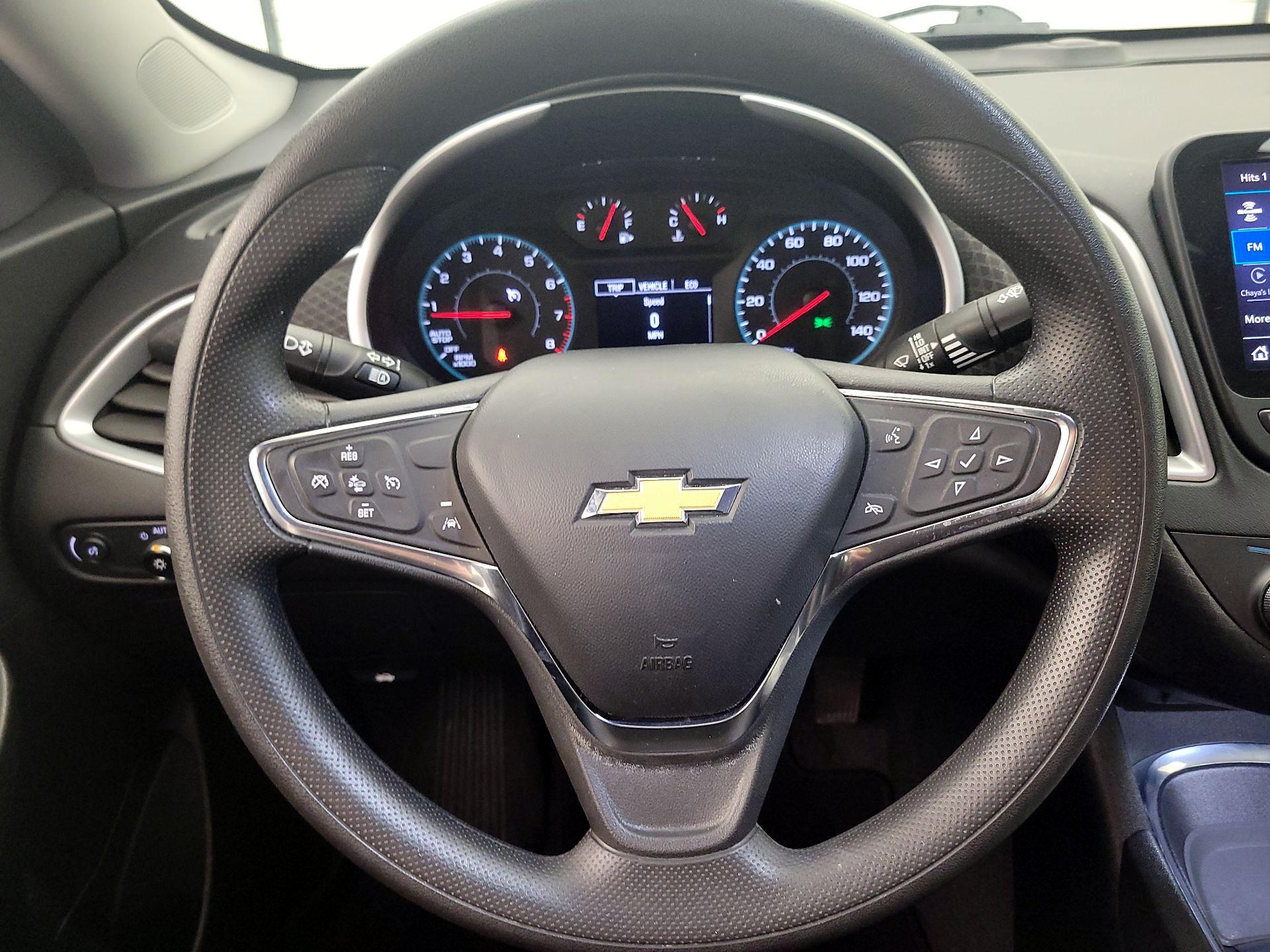 Thumbnail: 2023 Chevrolet Malibu - 10