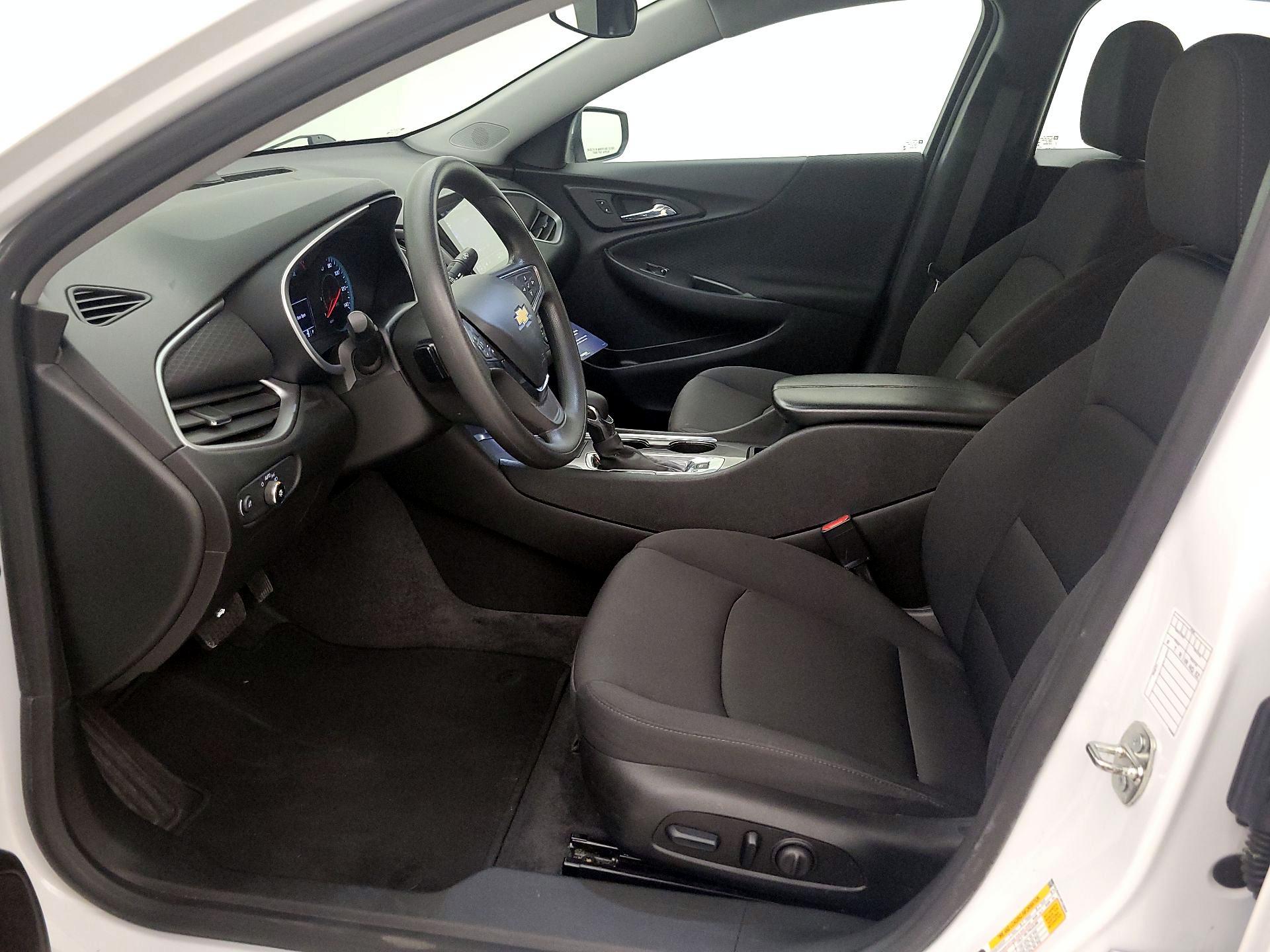 Thumbnail: 2023 Chevrolet Malibu - 11