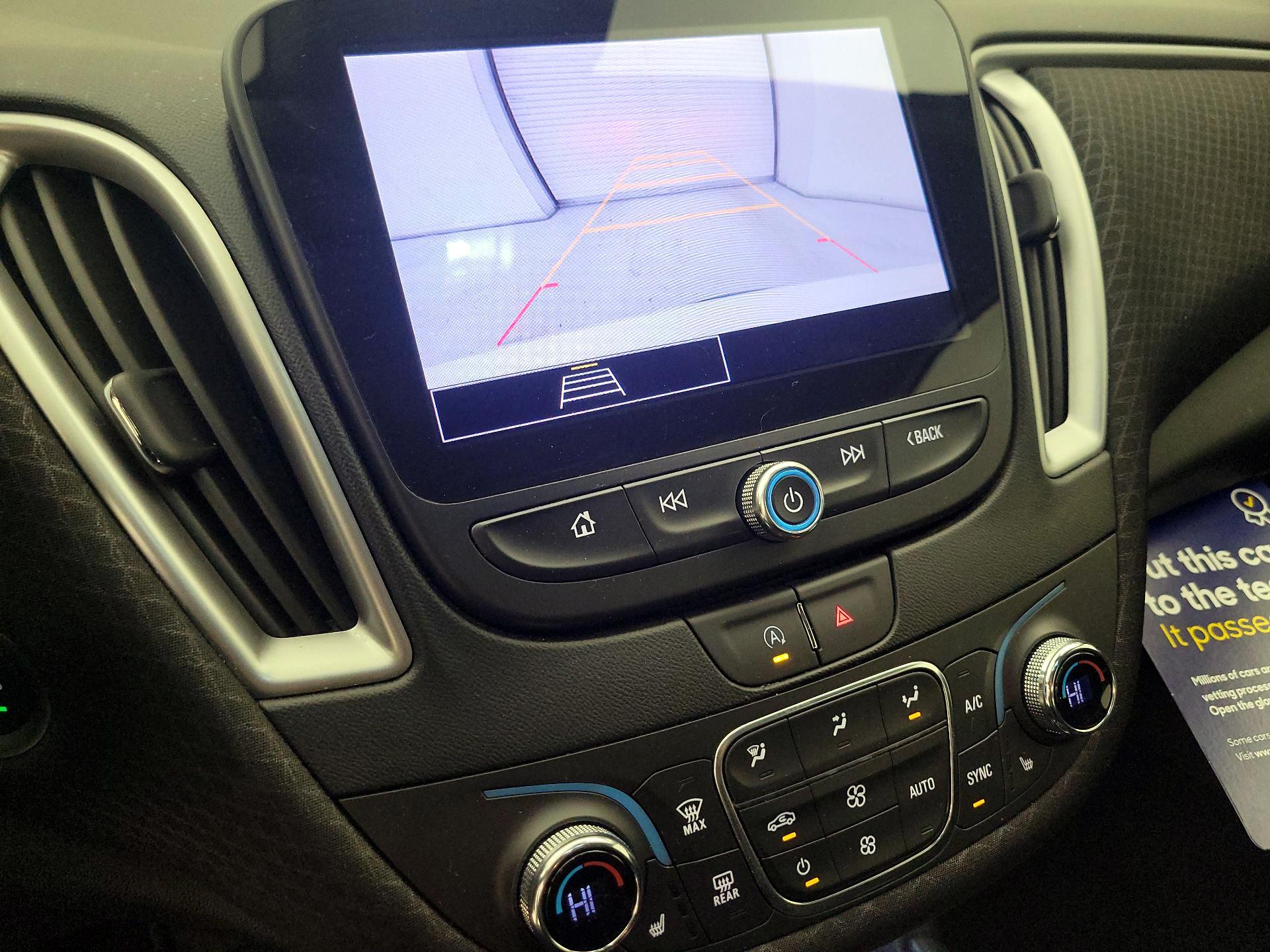 Thumbnail: 2023 Chevrolet Malibu - 14