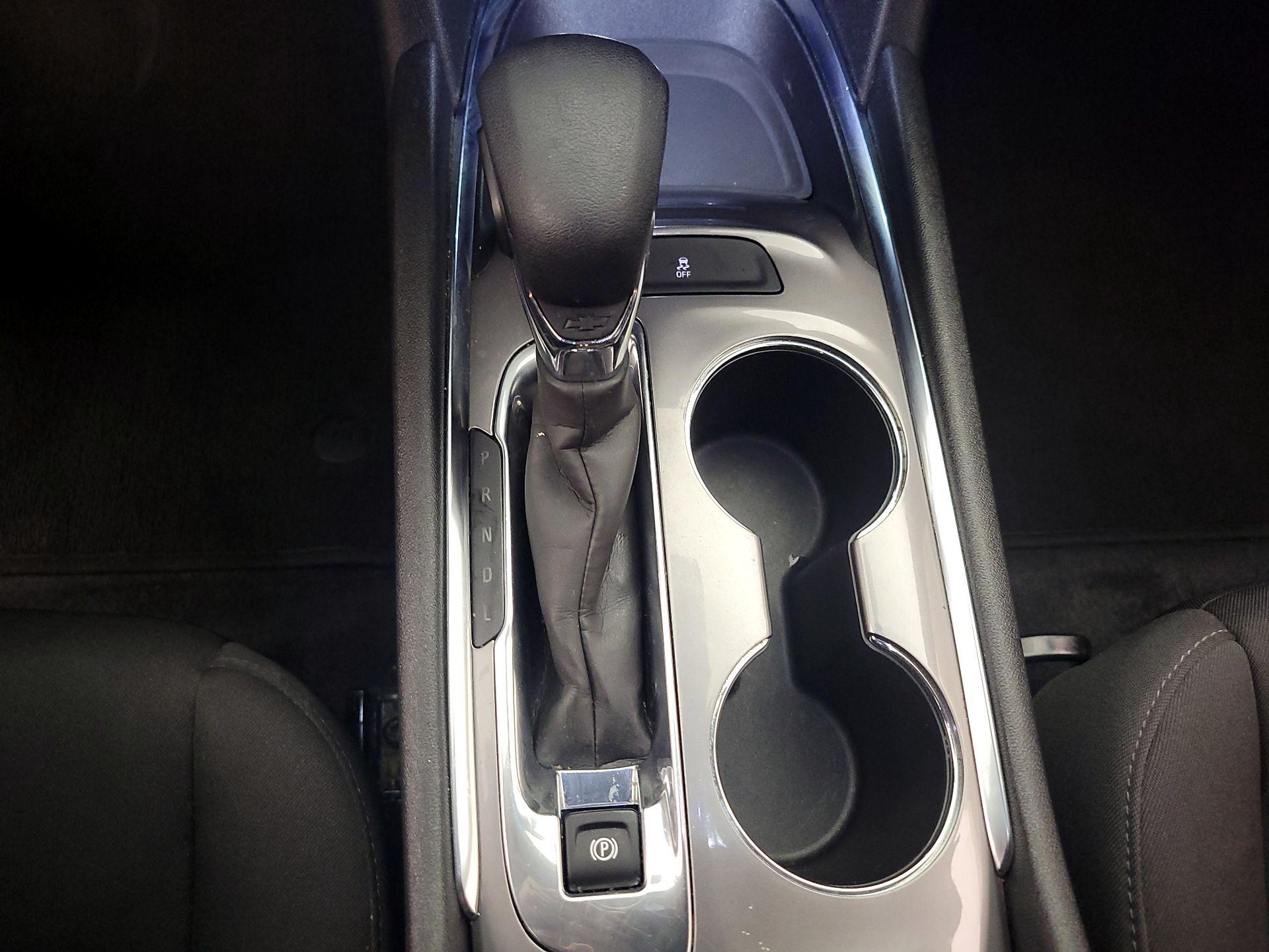 Thumbnail: 2023 Chevrolet Malibu - 17