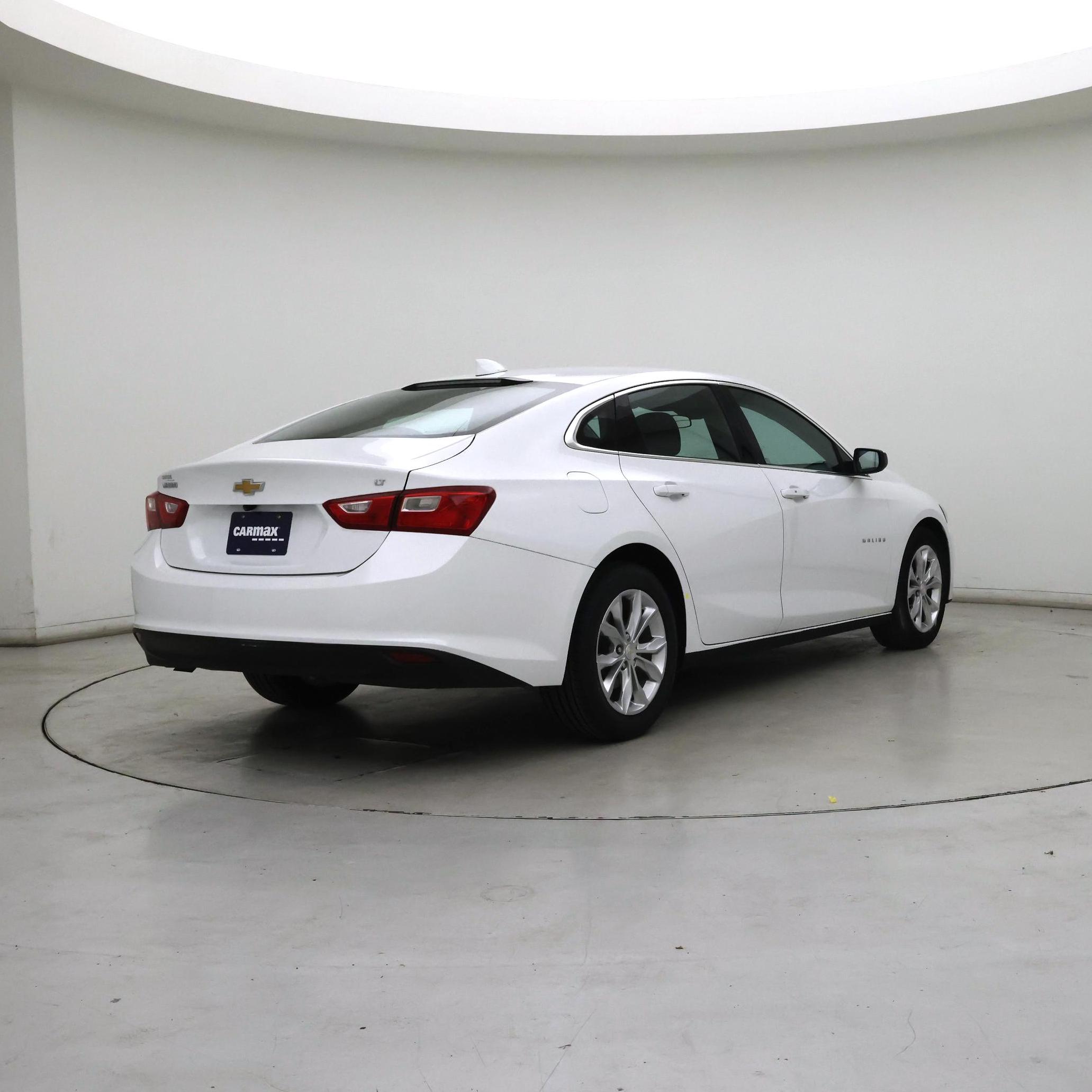 Thumbnail: 2023 Chevrolet Malibu - 8