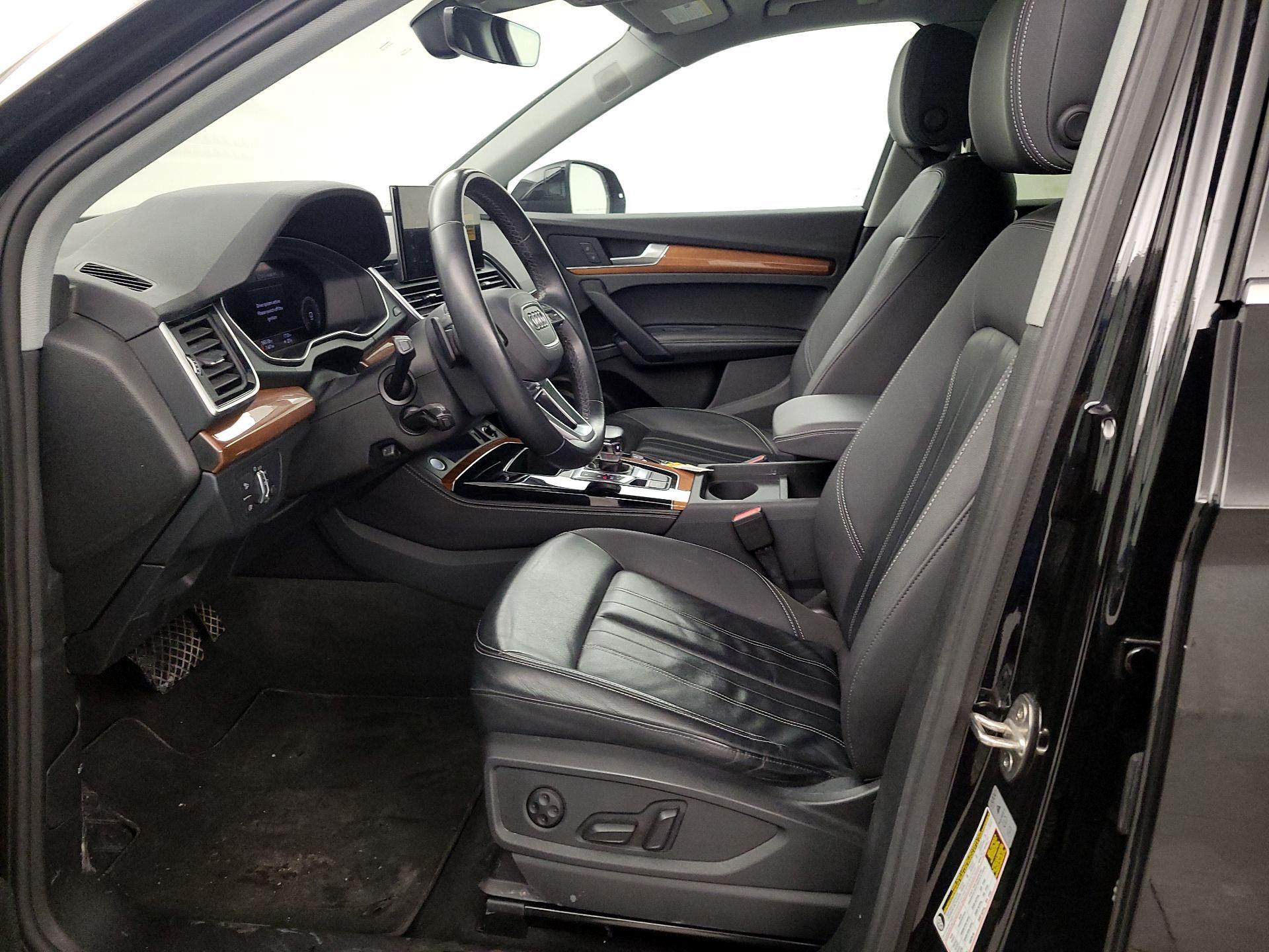 Thumbnail: 2023 Audi Q5 - 11