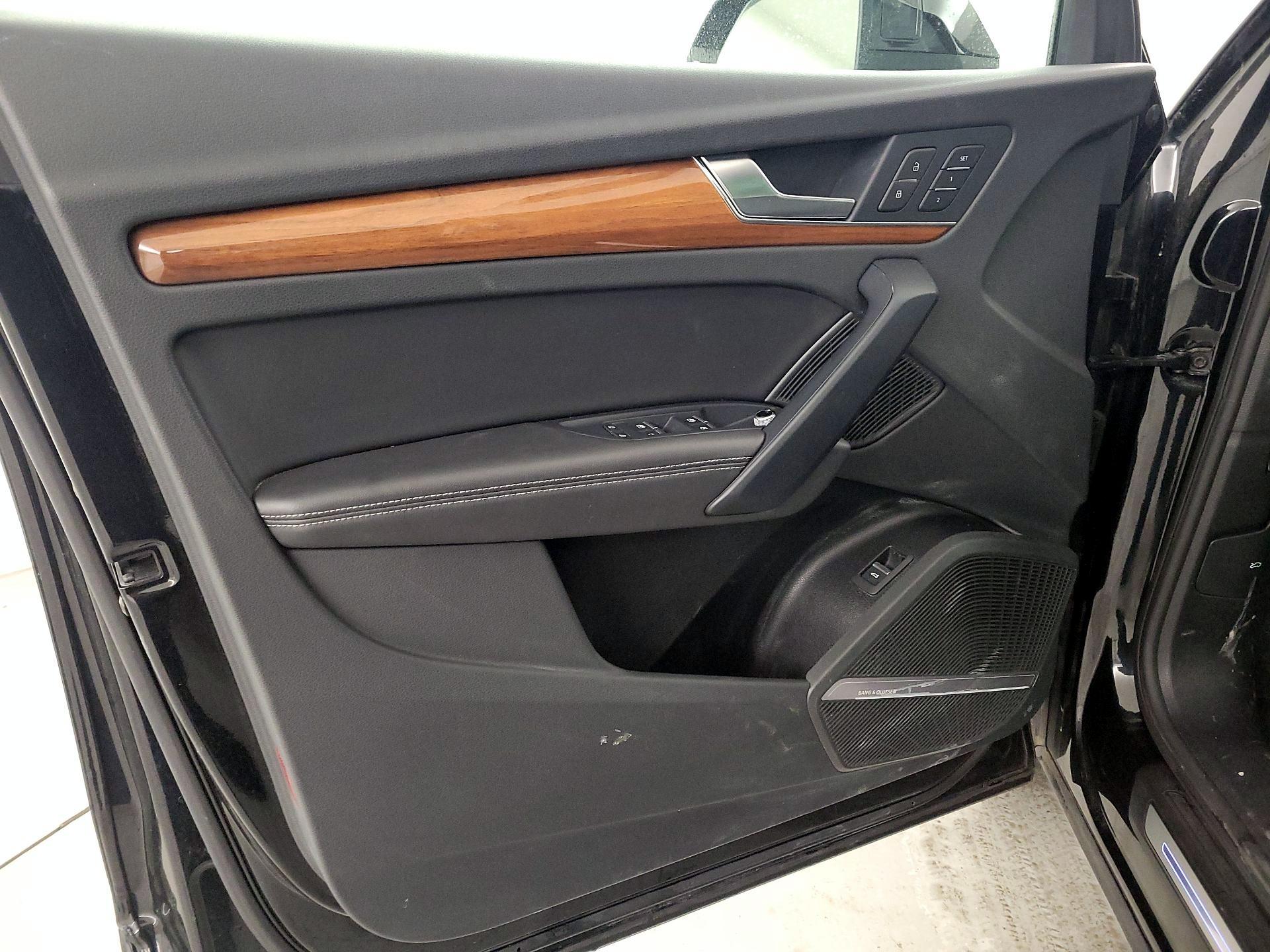 Thumbnail: 2023 Audi Q5 - 12