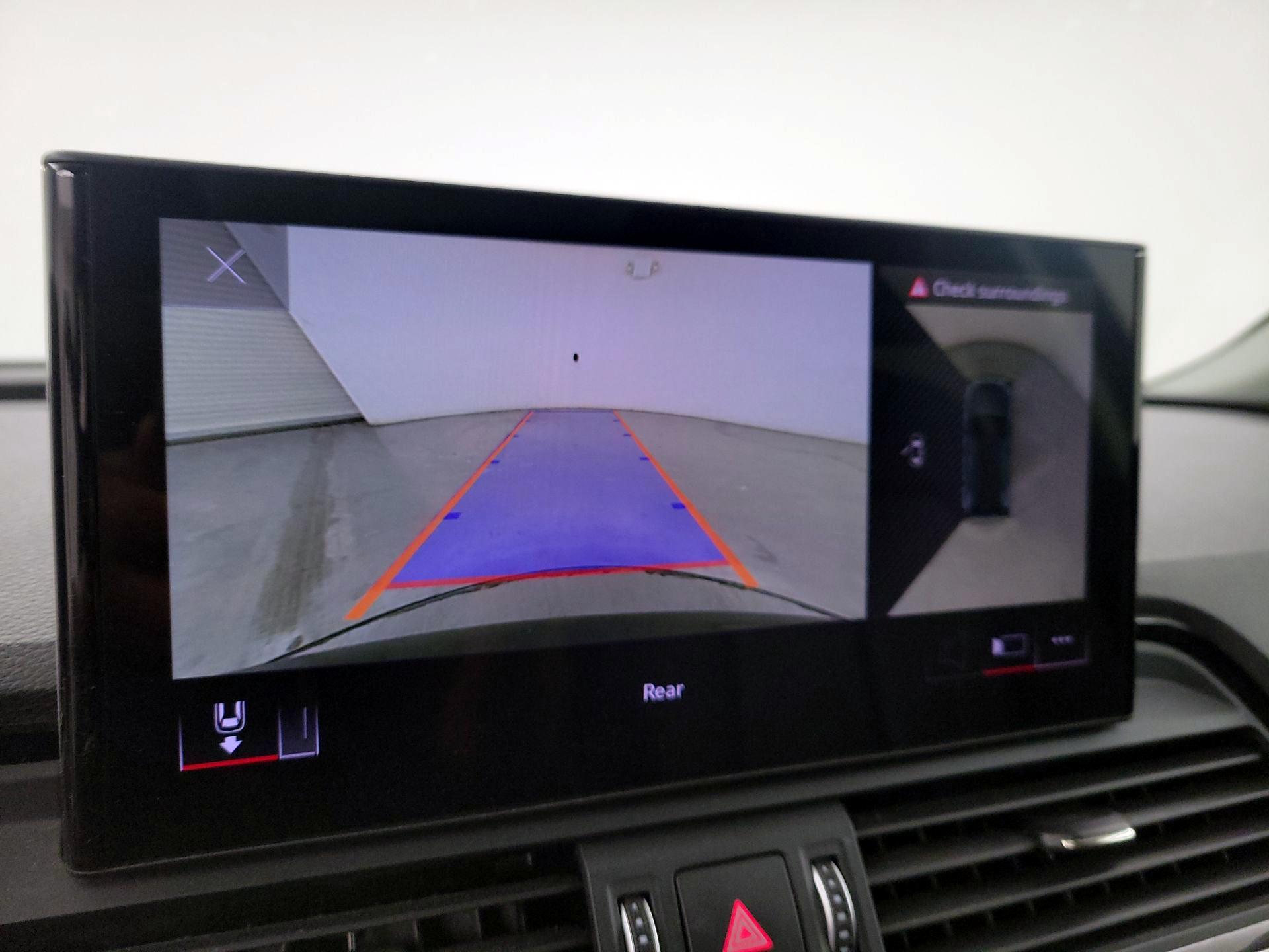 Thumbnail: 2023 Audi Q5 - 14