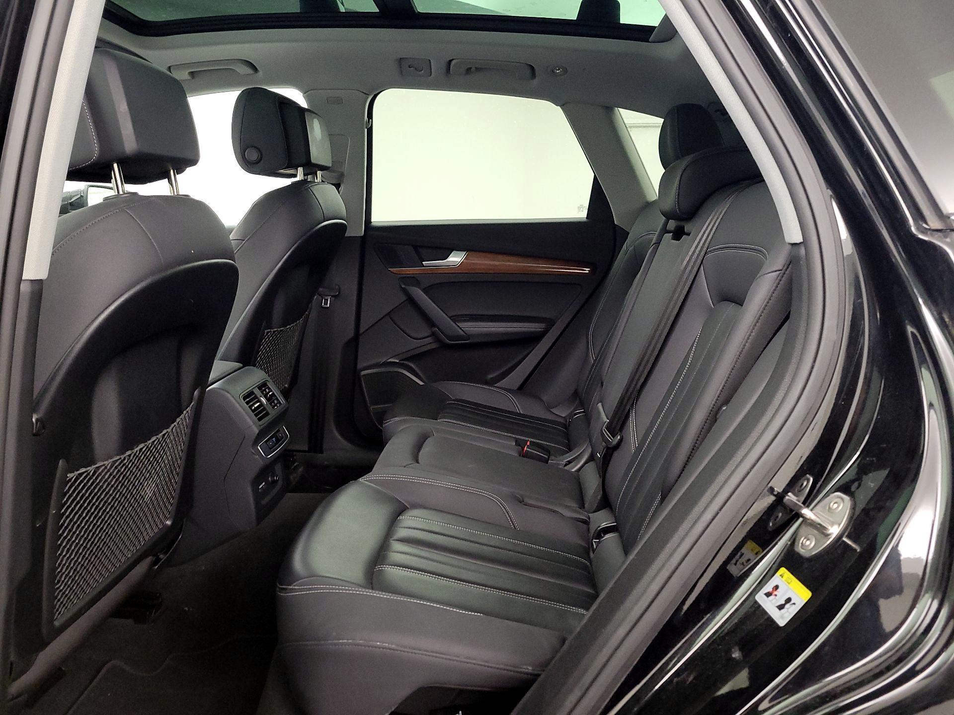 Thumbnail: 2023 Audi Q5 - 20