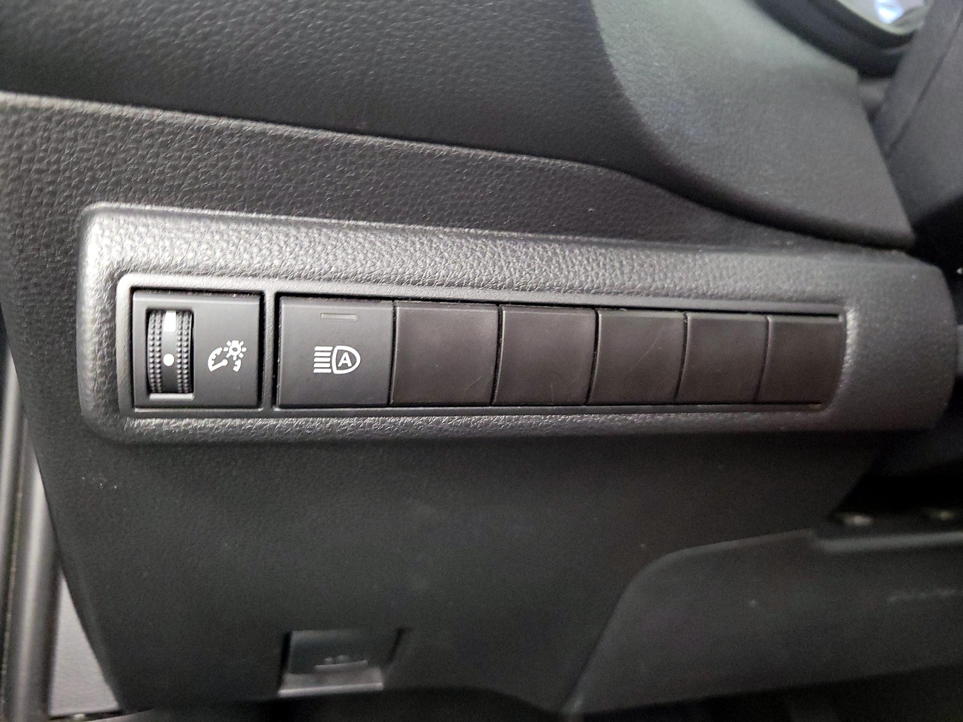 Thumbnail: 2023 Toyota Corolla - 13