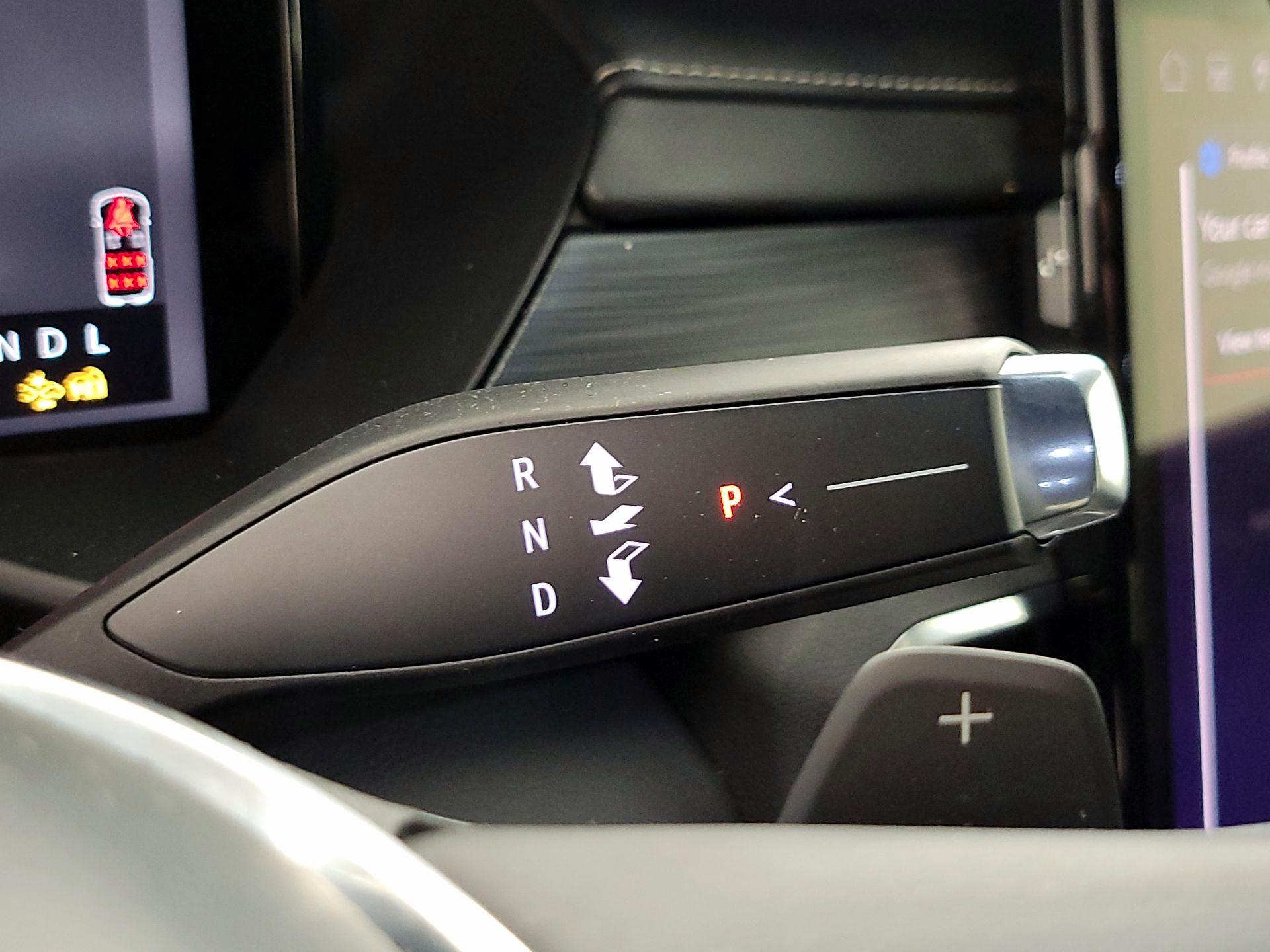 Thumbnail: 2025 GMC Acadia - 17