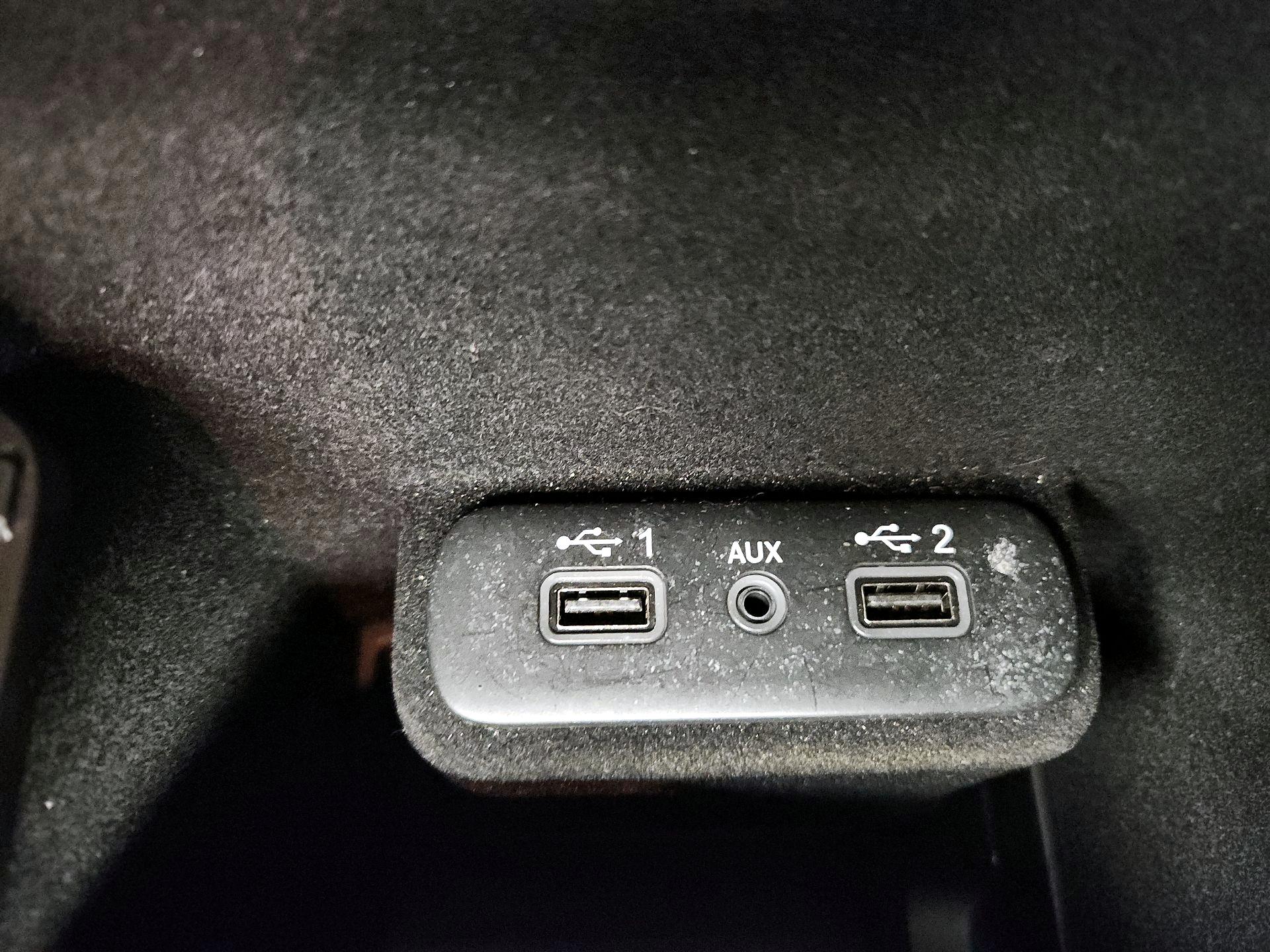 Thumbnail: 2022 Dodge Charger - 18