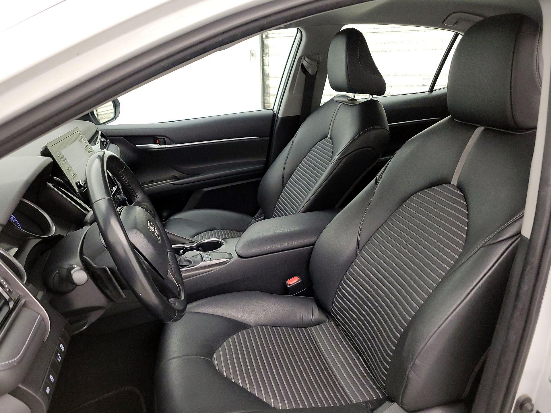 Thumbnail: 2023 Toyota Camry - 11