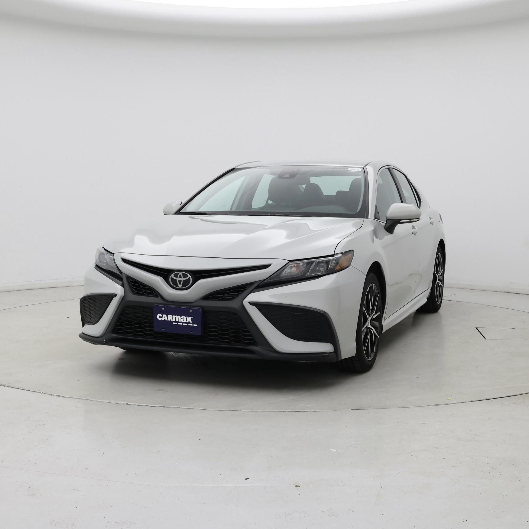 Thumbnail: 2023 Toyota Camry - 4