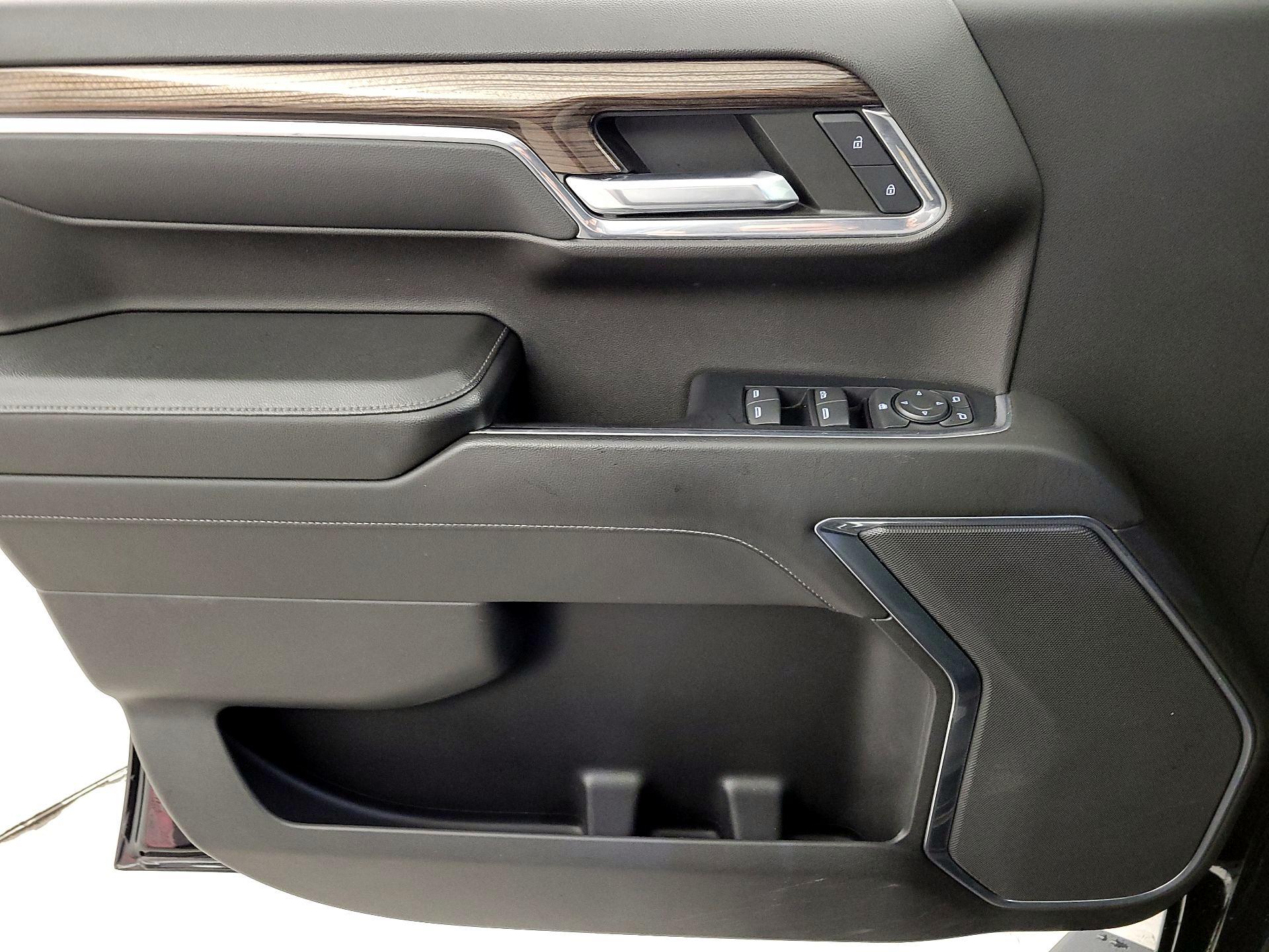 Thumbnail: 2022 Chevrolet Silverado 1500 - 12