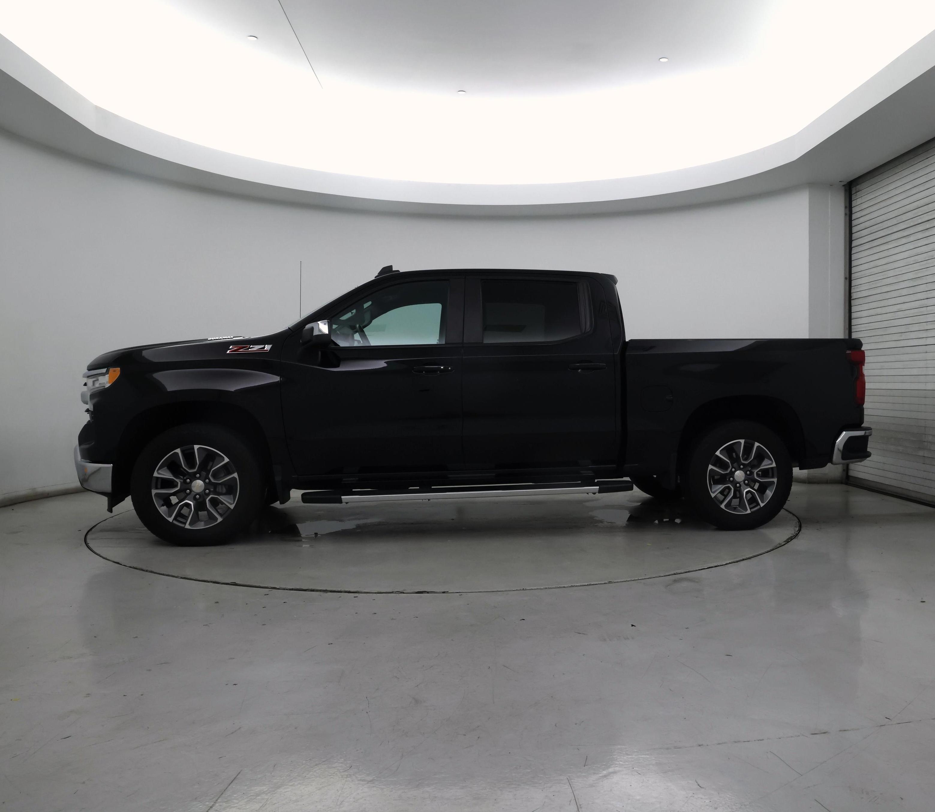 Thumbnail: 2022 Chevrolet Silverado 1500 - 3