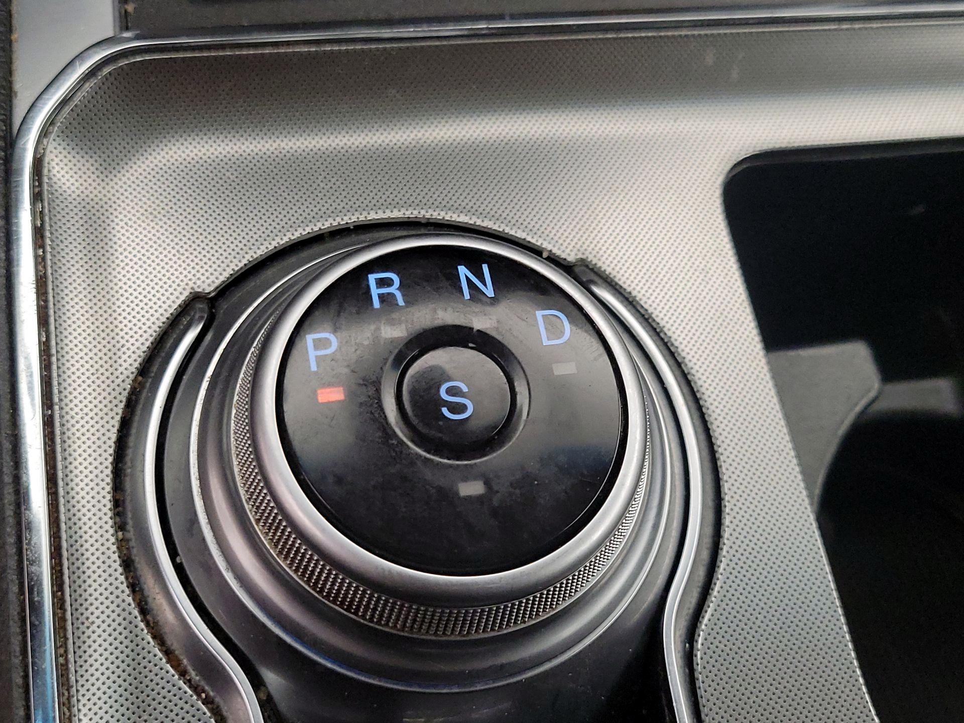 Thumbnail: 2022 Ford Edge - 17