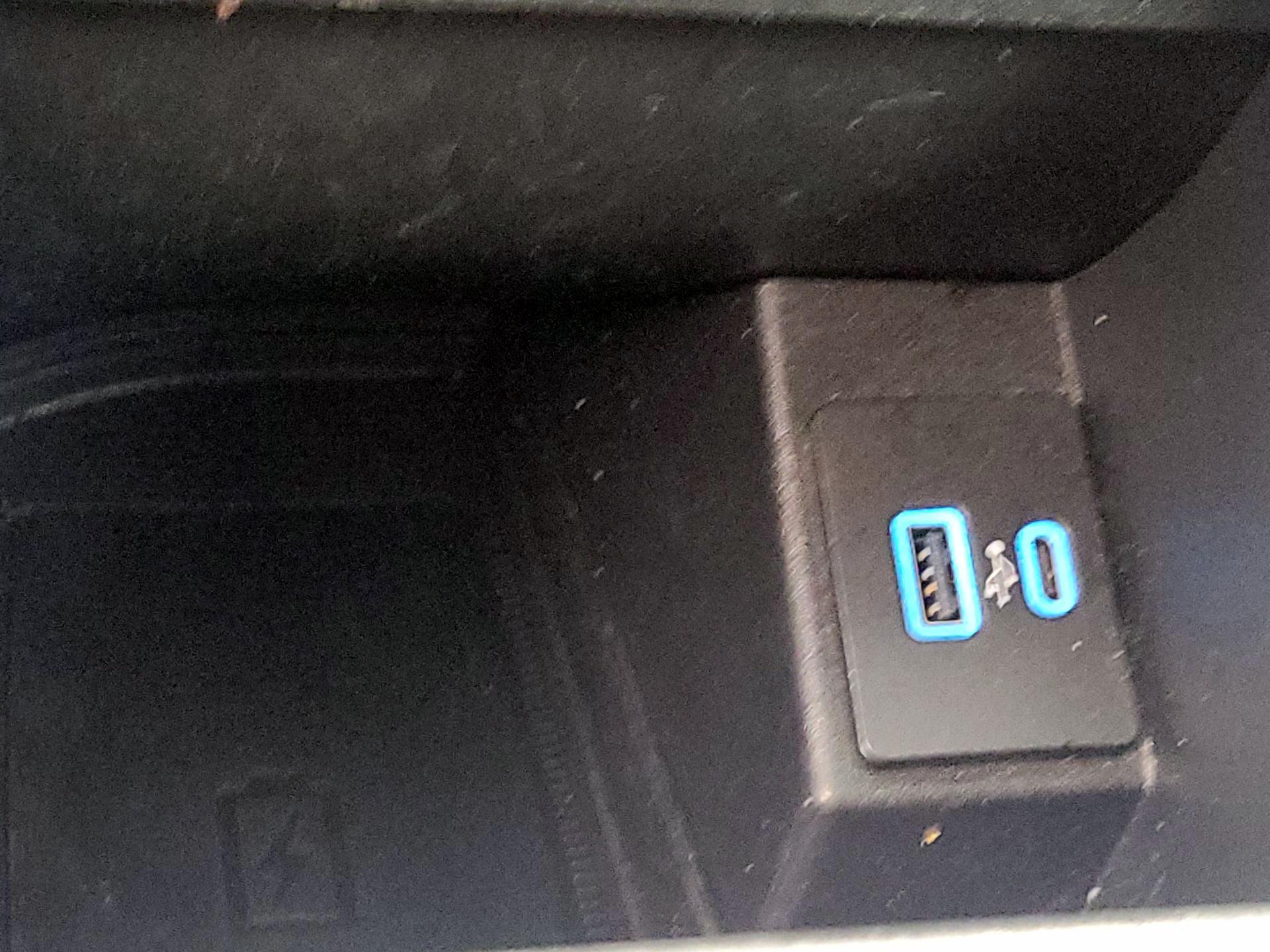 Thumbnail: 2022 Ford Edge - 18