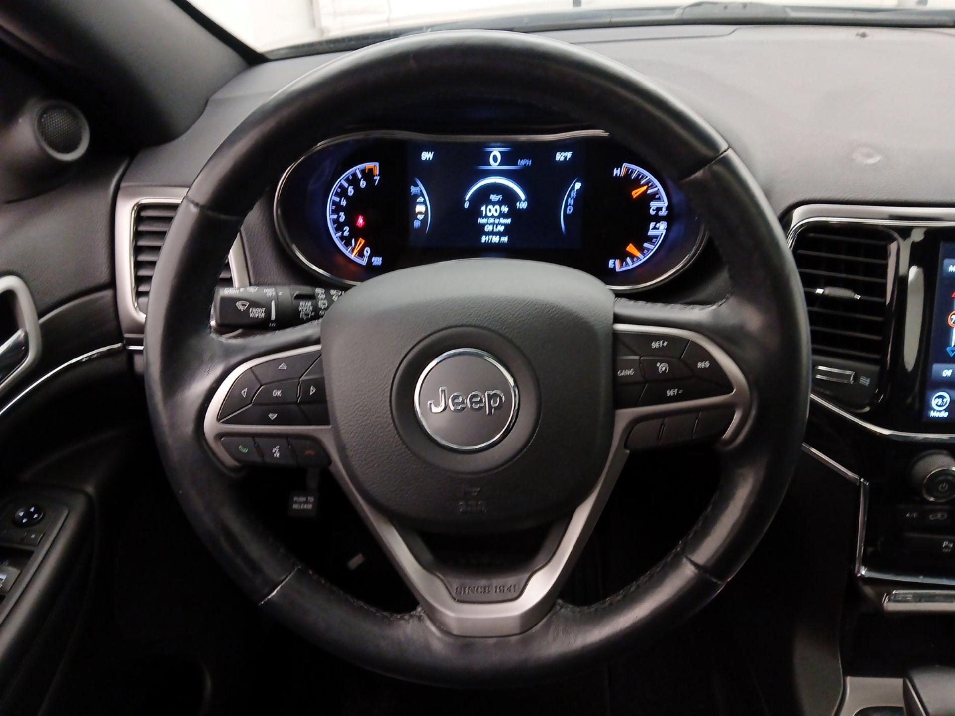 Thumbnail: 2021 Jeep Grand Cherokee - 10