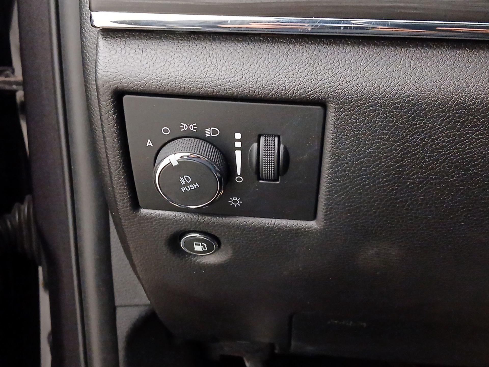 Thumbnail: 2021 Jeep Grand Cherokee - 13