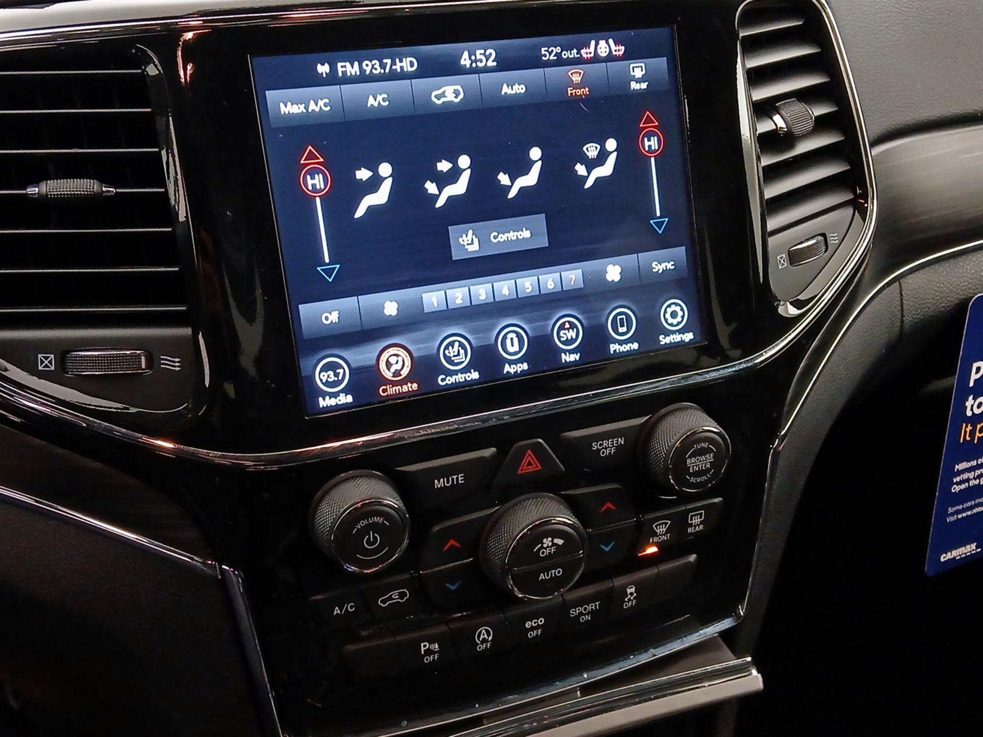 Thumbnail: 2021 Jeep Grand Cherokee - 17