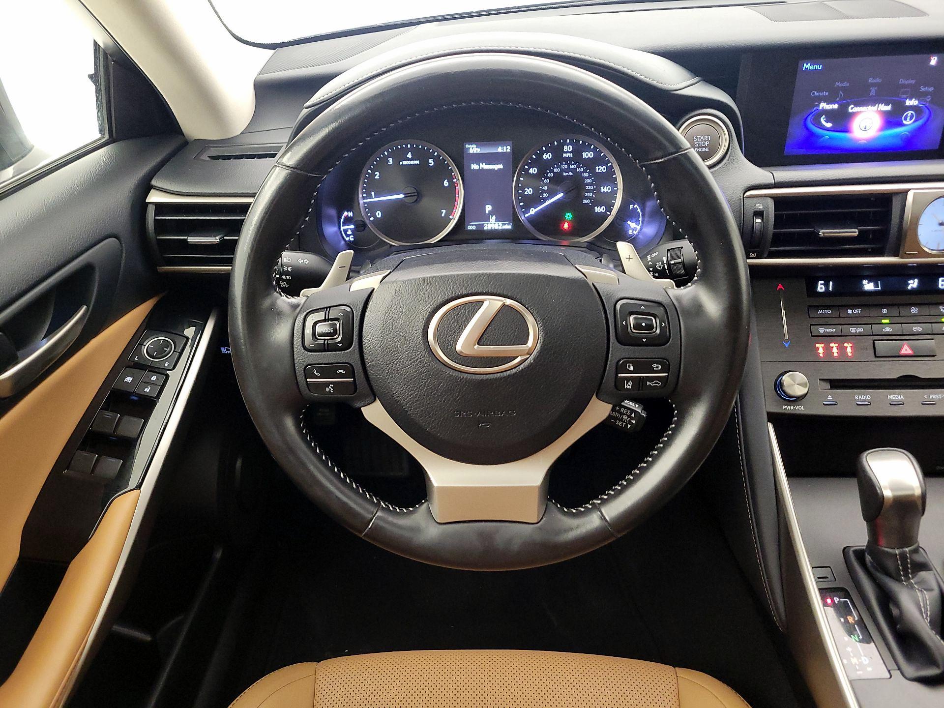 Thumbnail: 2020 Lexus IS - 10