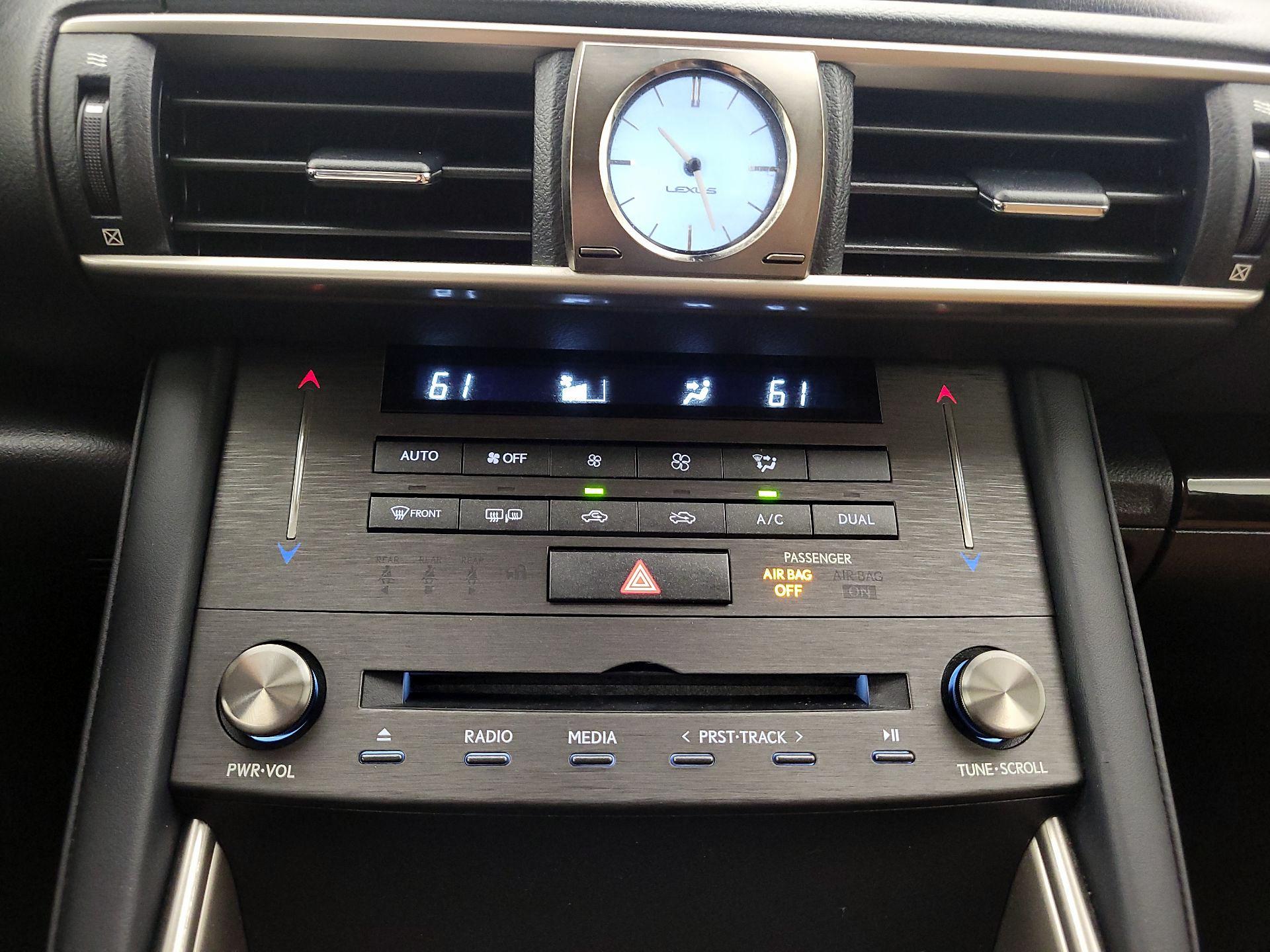 Thumbnail: 2020 Lexus IS - 16