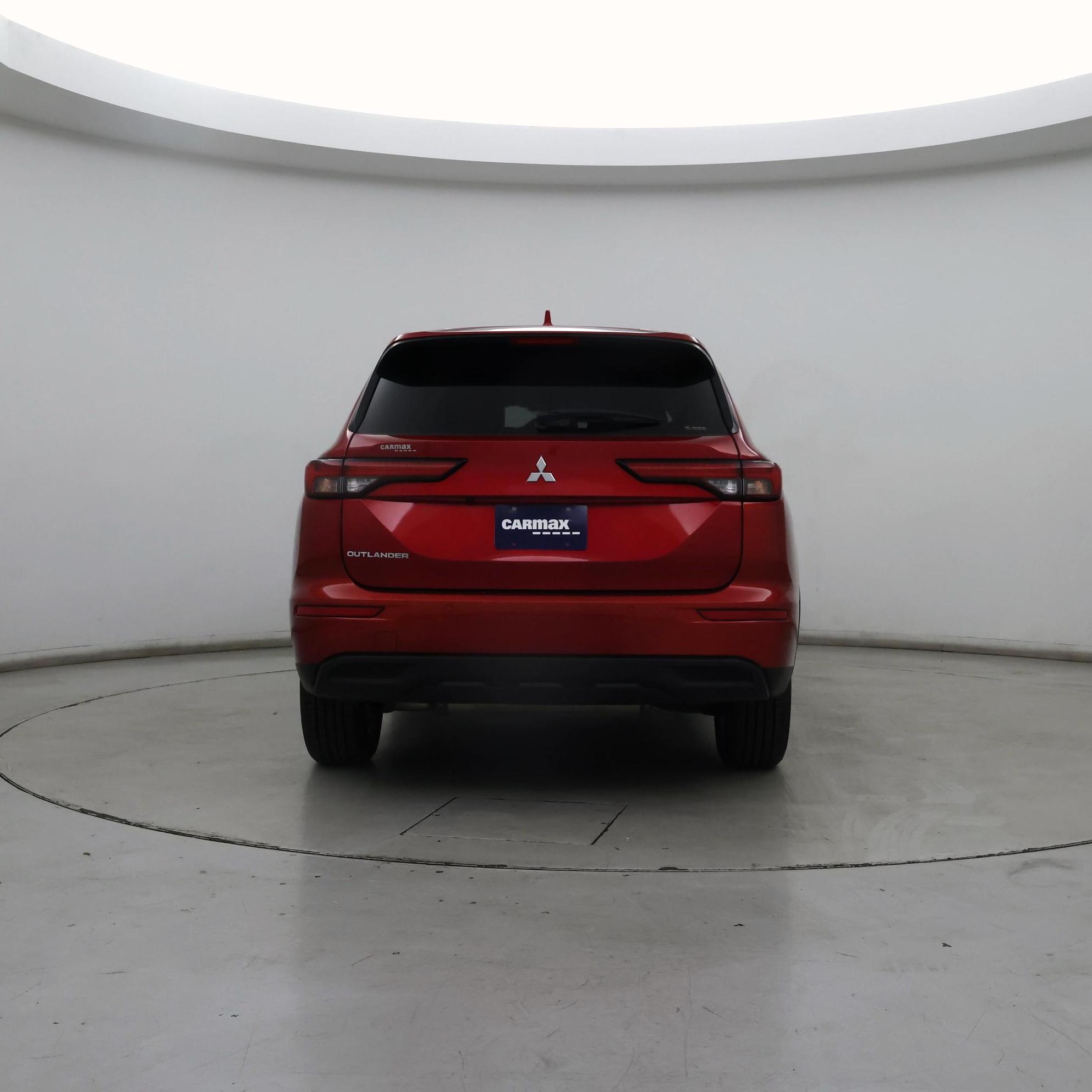 Thumbnail: 2022 Mitsubishi Outlander - 6