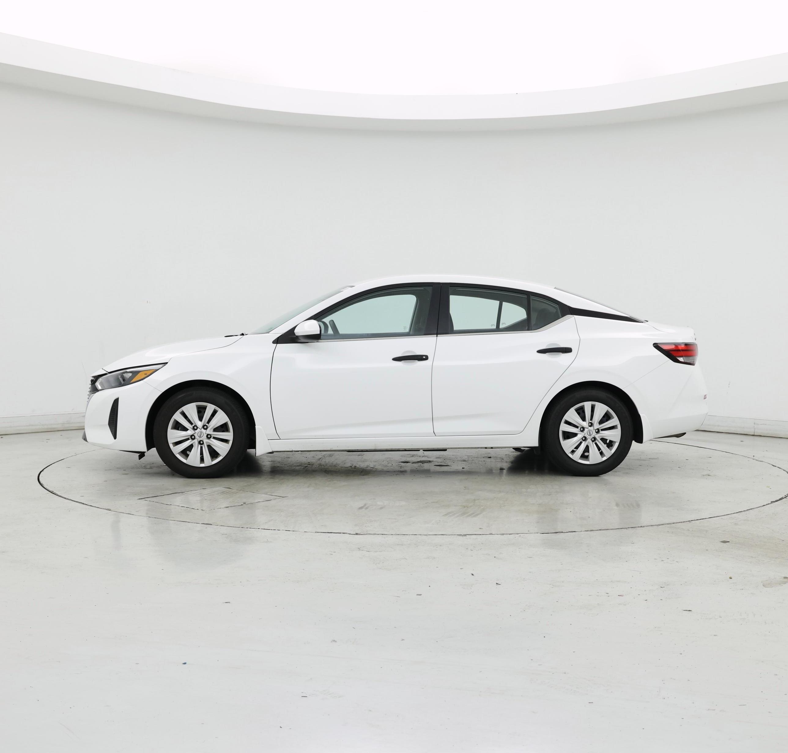 Thumbnail: 2025 Nissan Sentra - 3