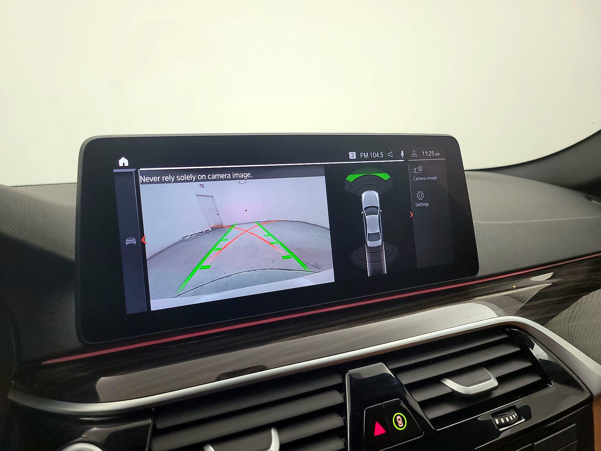 Thumbnail: 2023 BMW 5 Series - 15