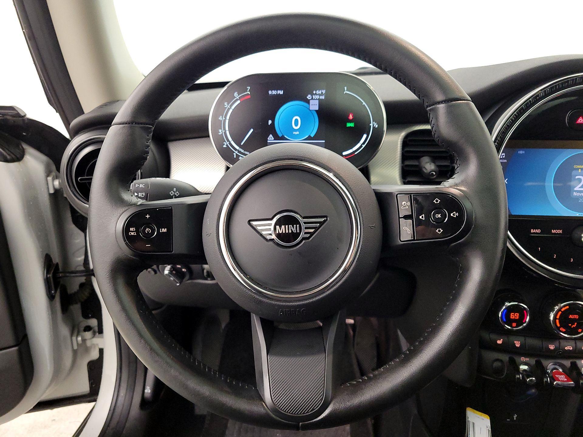 Thumbnail: 2023 MINI Cooper Hardtop - 10