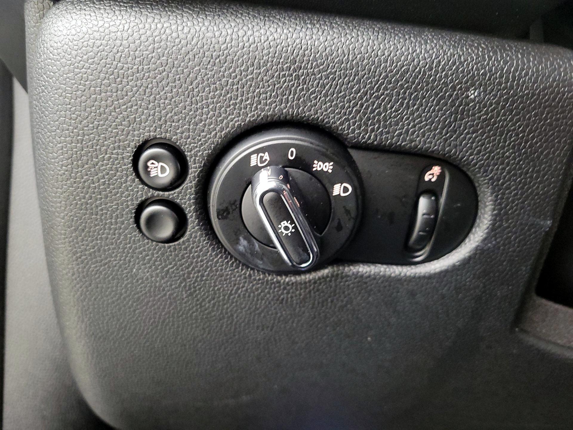 Thumbnail: 2023 MINI Cooper Hardtop - 13