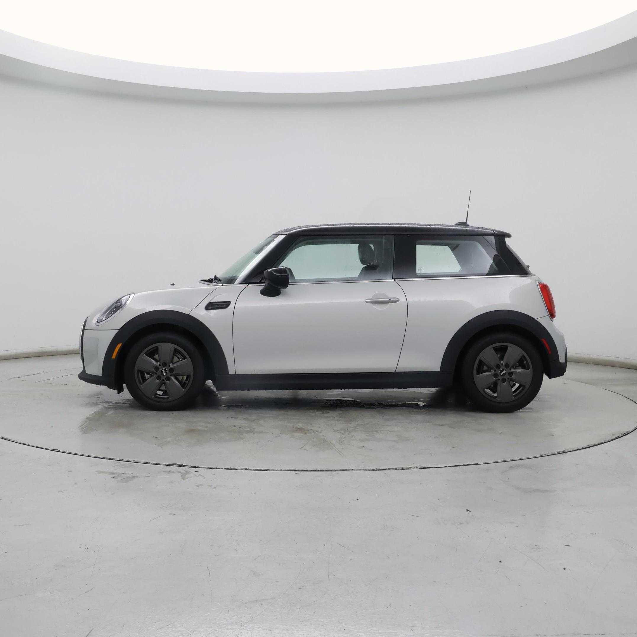 Thumbnail: 2023 MINI Cooper Hardtop - 3