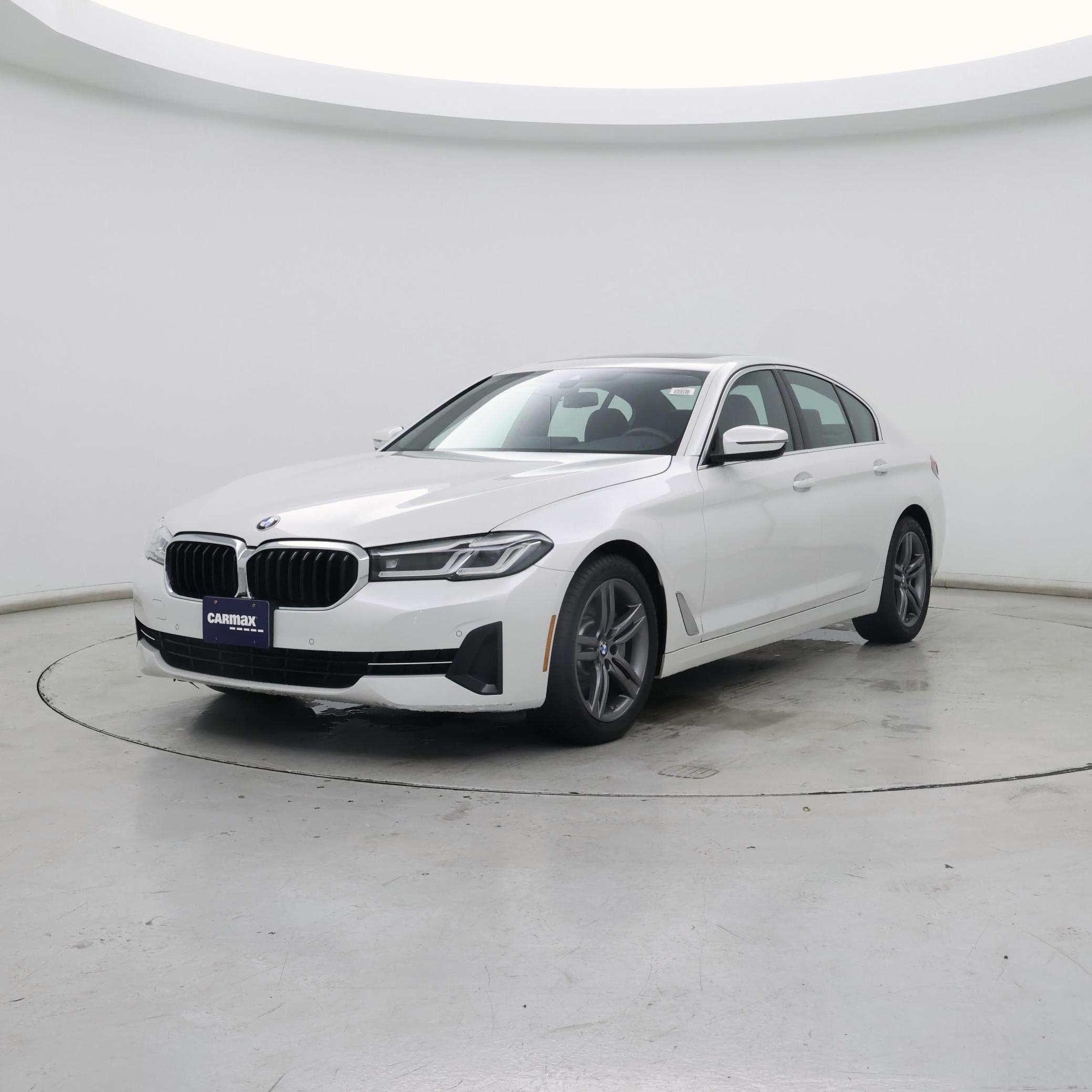 Thumbnail: 2023 BMW 5 Series - 4