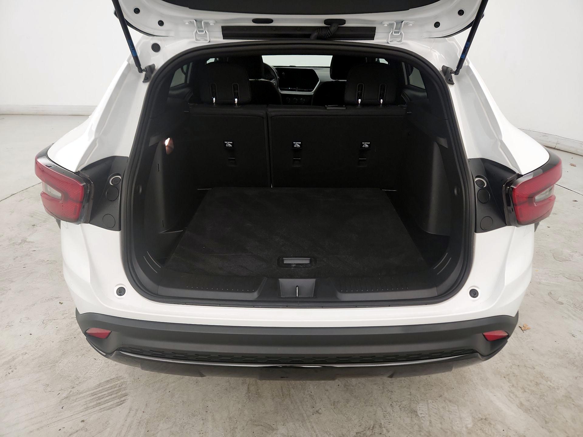 Thumbnail: 2024 Chevrolet Trax - 20