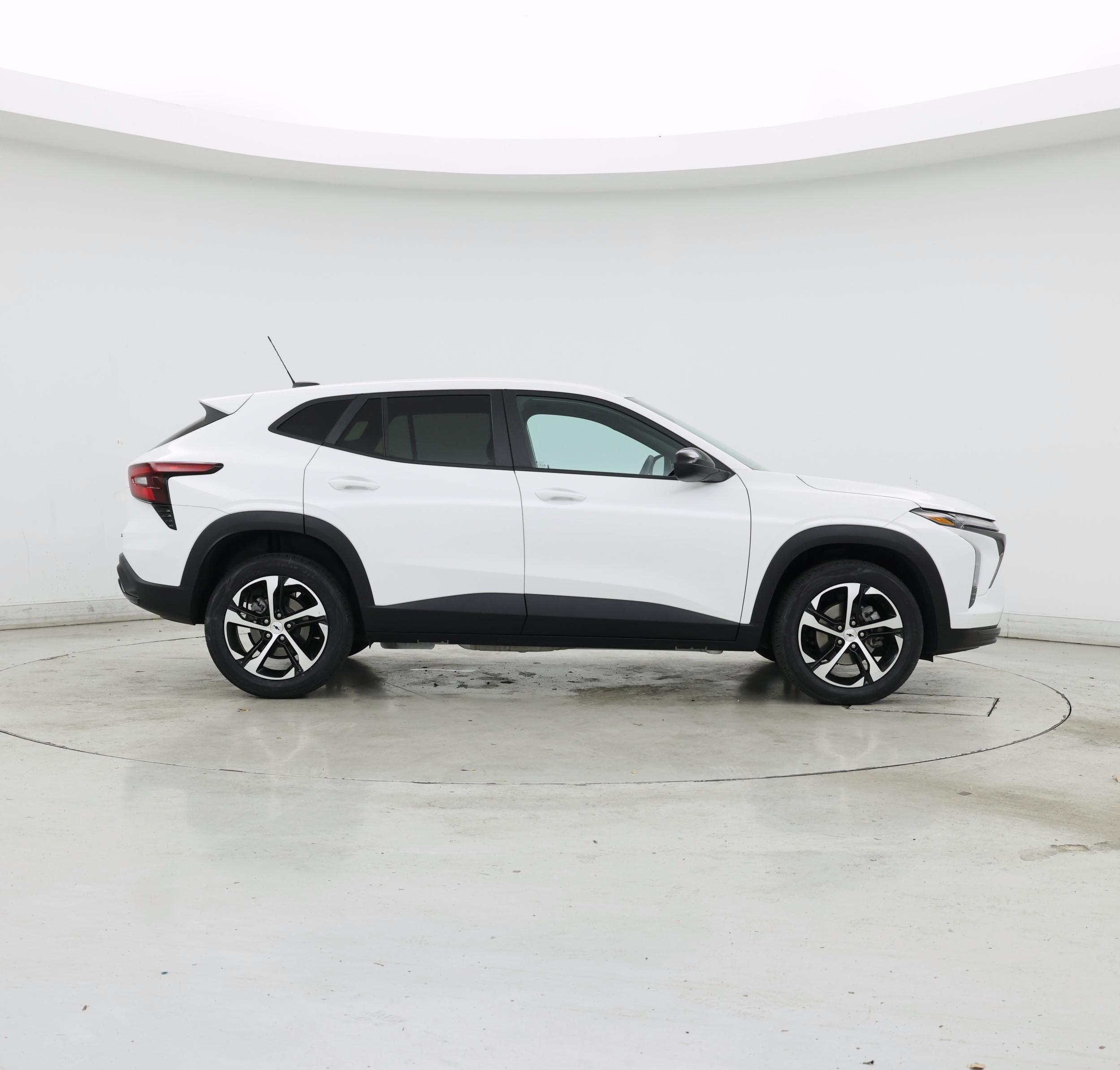 Thumbnail: 2024 Chevrolet Trax - 7