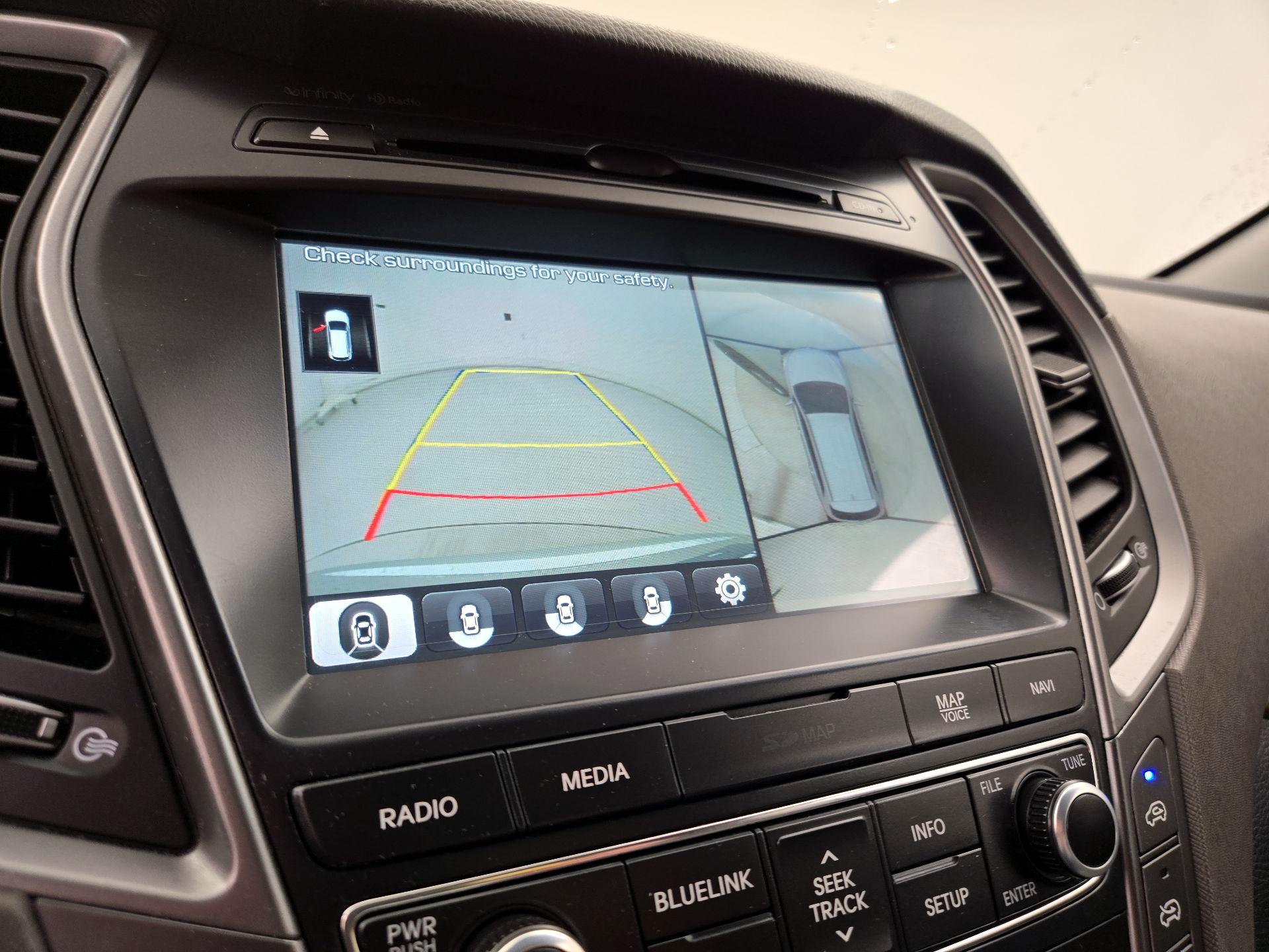 Thumbnail: 2017 Hyundai Santa Fe - 15