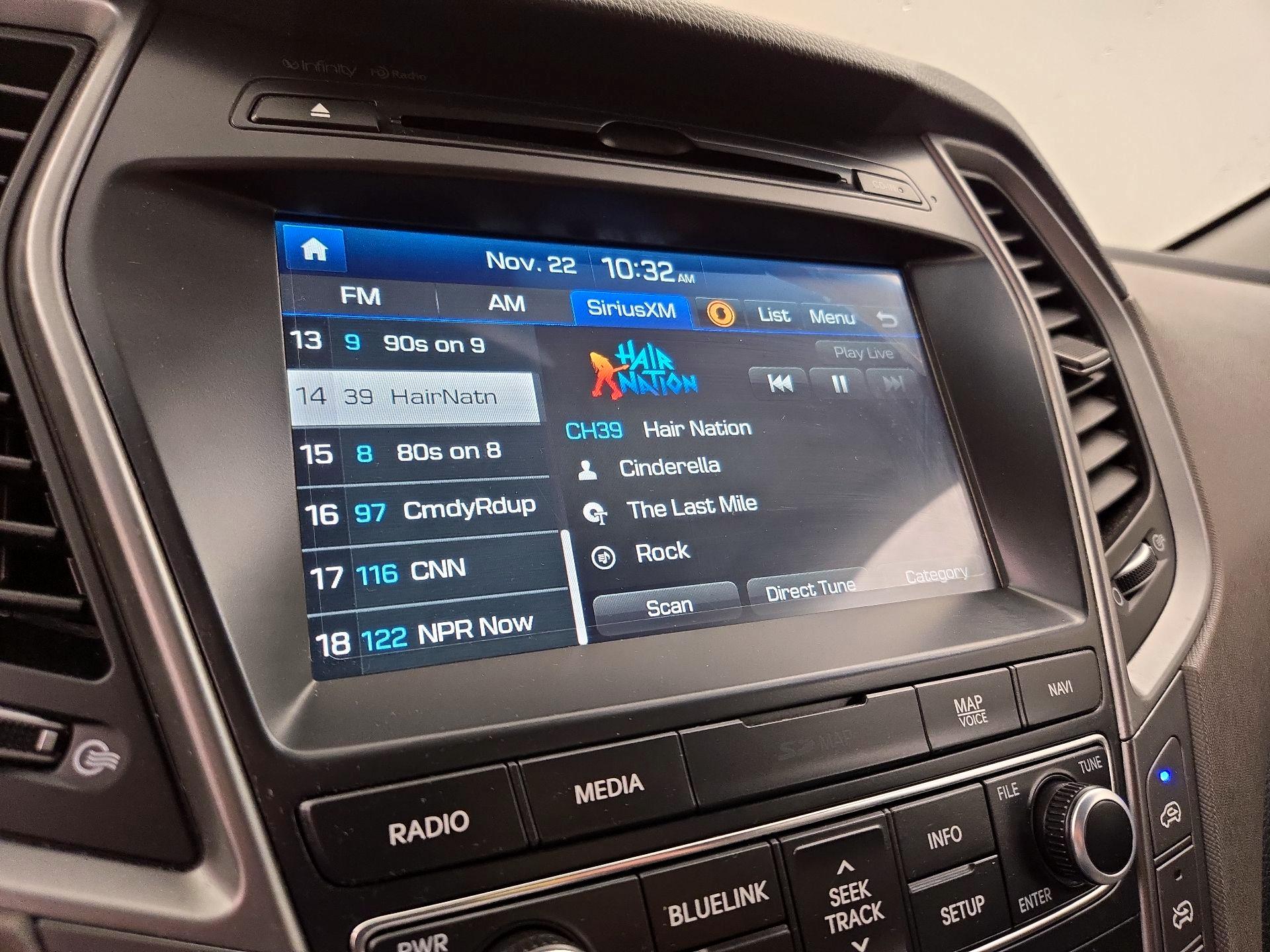 Thumbnail: 2017 Hyundai Santa Fe - 16