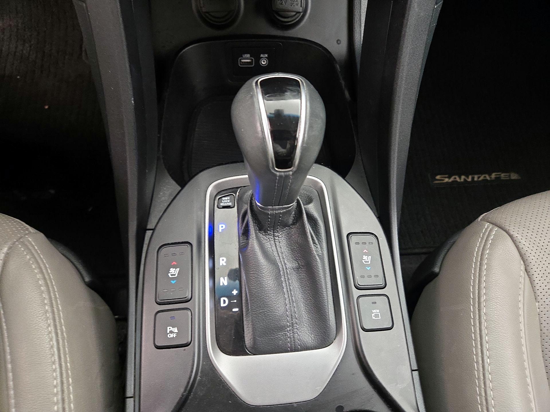 Thumbnail: 2017 Hyundai Santa Fe - 18